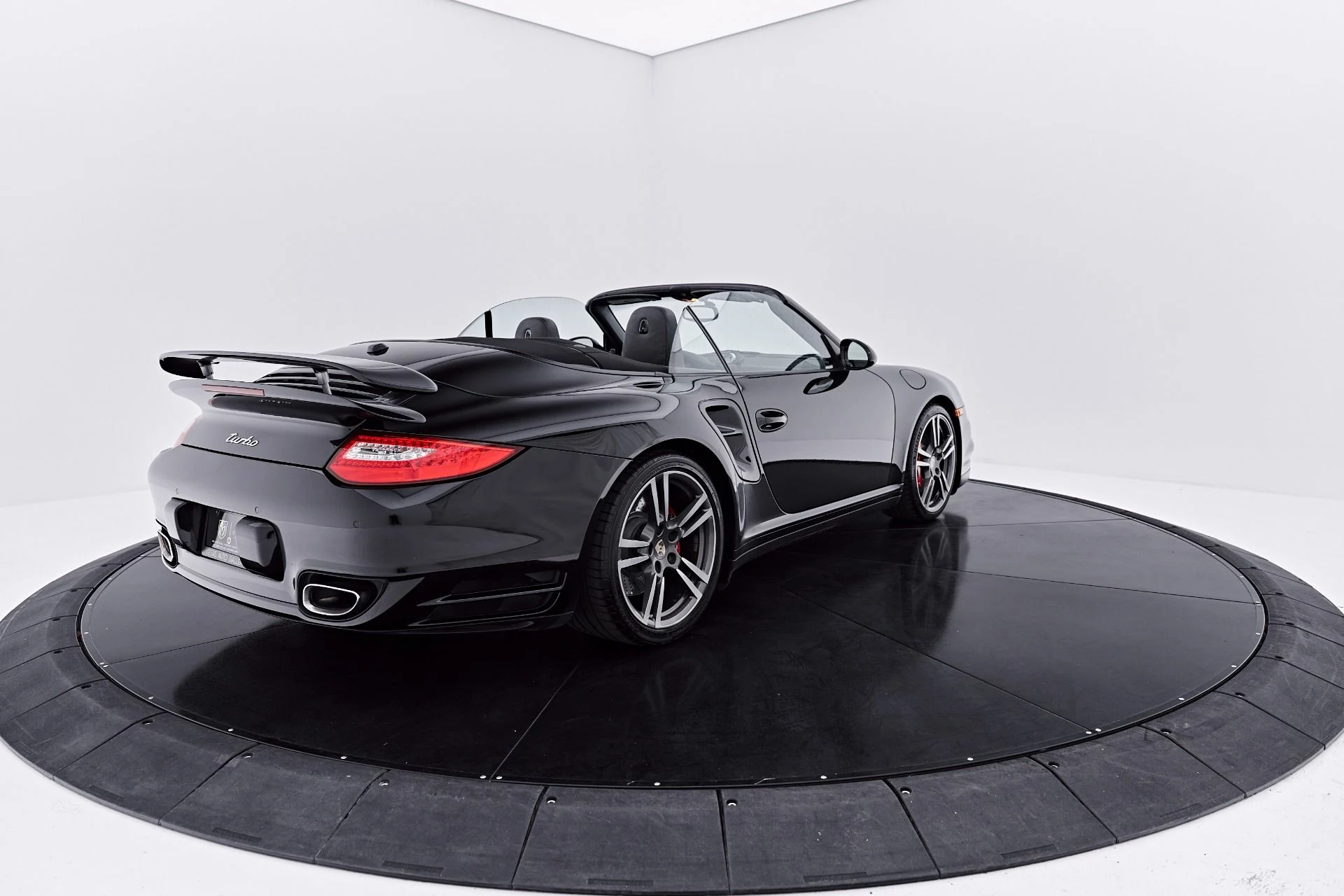 mph021_372267527_Used_2010_Porsche_911_Turbo_1785431122_205a79a801