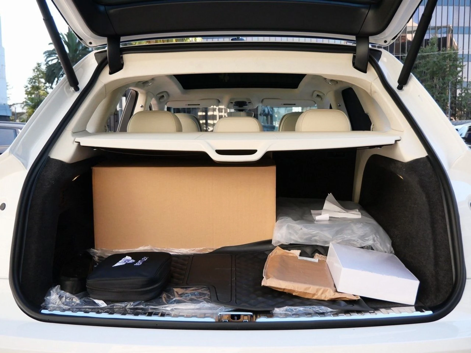 mph021_3725872682_8beda55649328245e1bfa6f52dcca514x_d7f4f60dc4