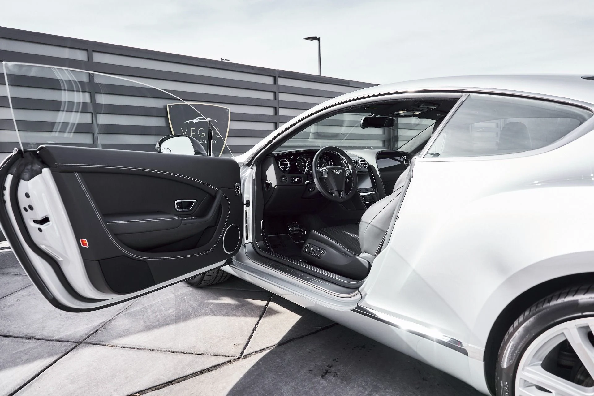 mph021_3737909601_Used_2016_Bentley_Continental_GT_V8_1771989018_1e5849f438