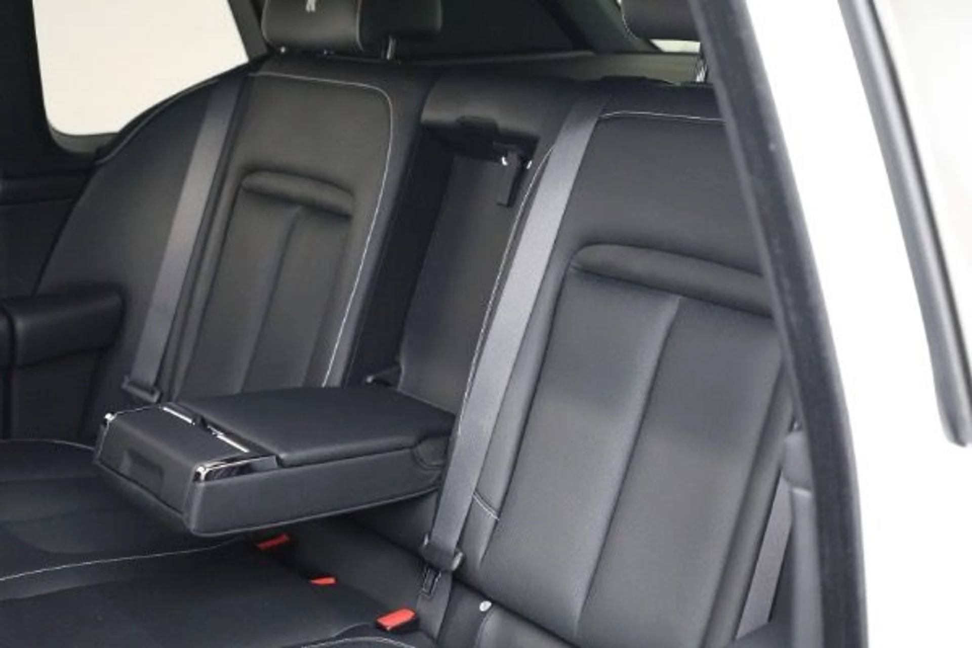 mph021_3738414439_Used_2022_Rolls_Royce_Cullinan_49a833157c