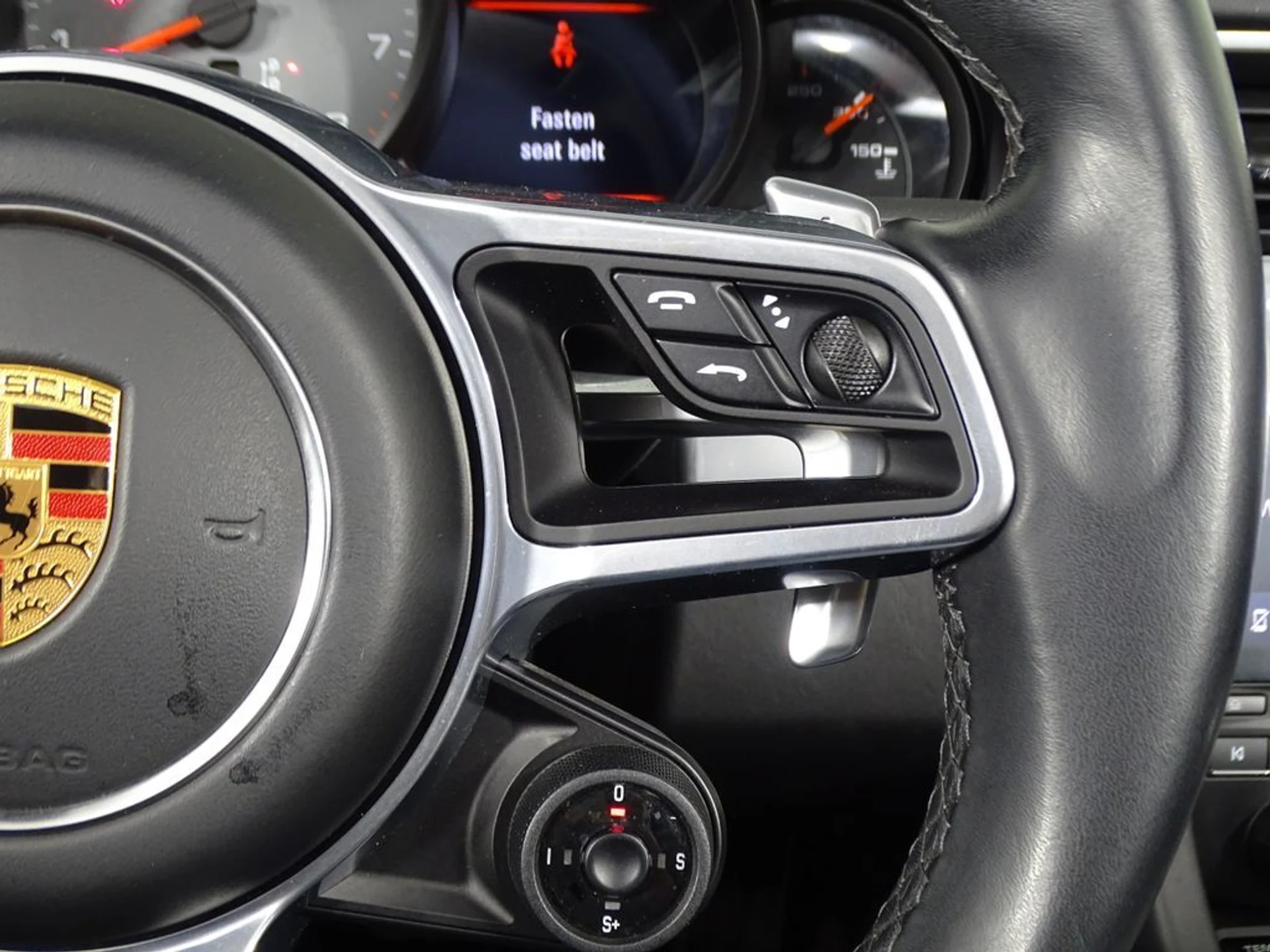 mph021_3743633112_af6aede7c1629698b7f3cd960e7c974bx_1e28d45fcb