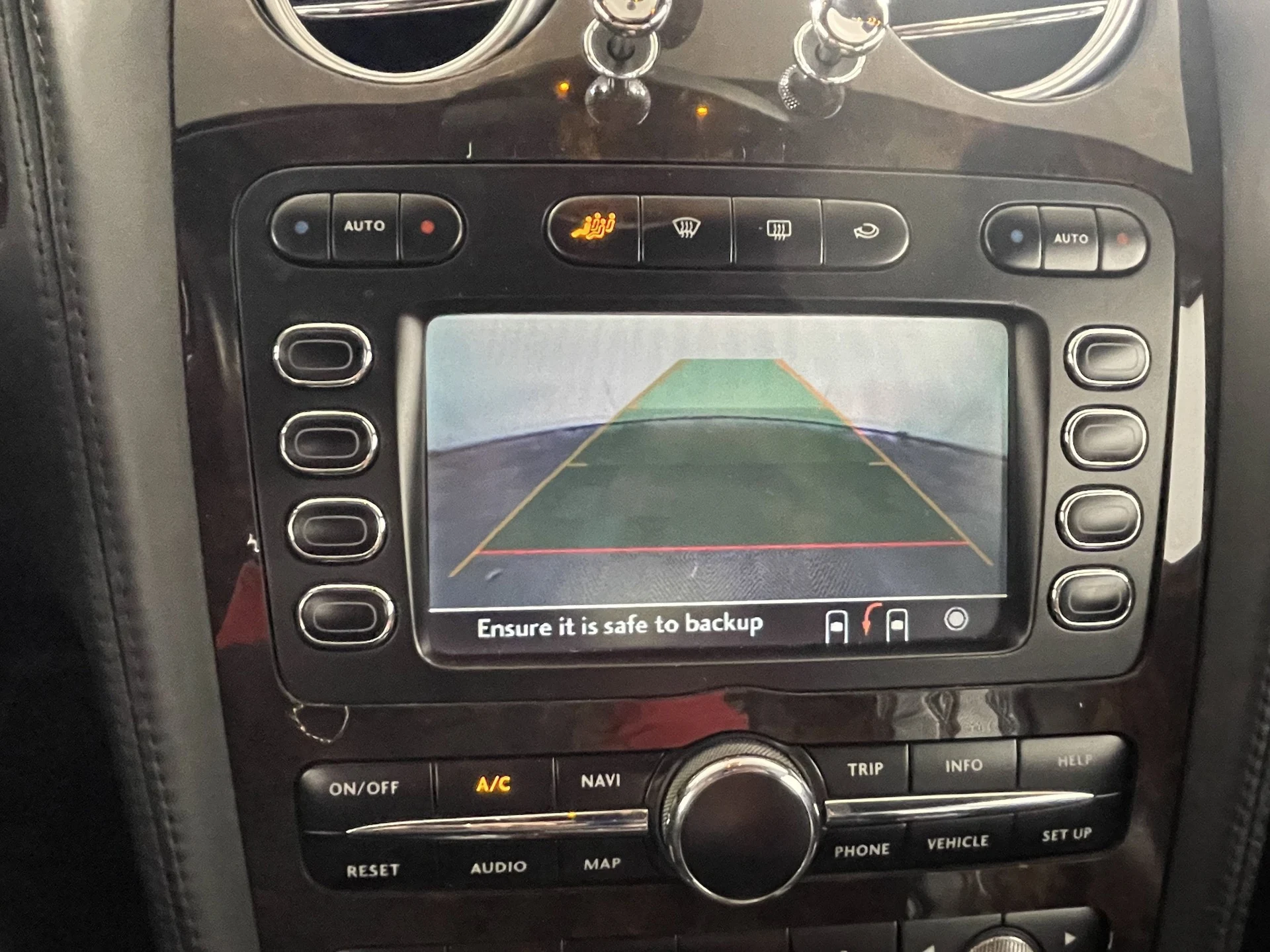 mph021_374642424_f6ff55b132feaaefe6d97b9d86ed4426x_85466f709b