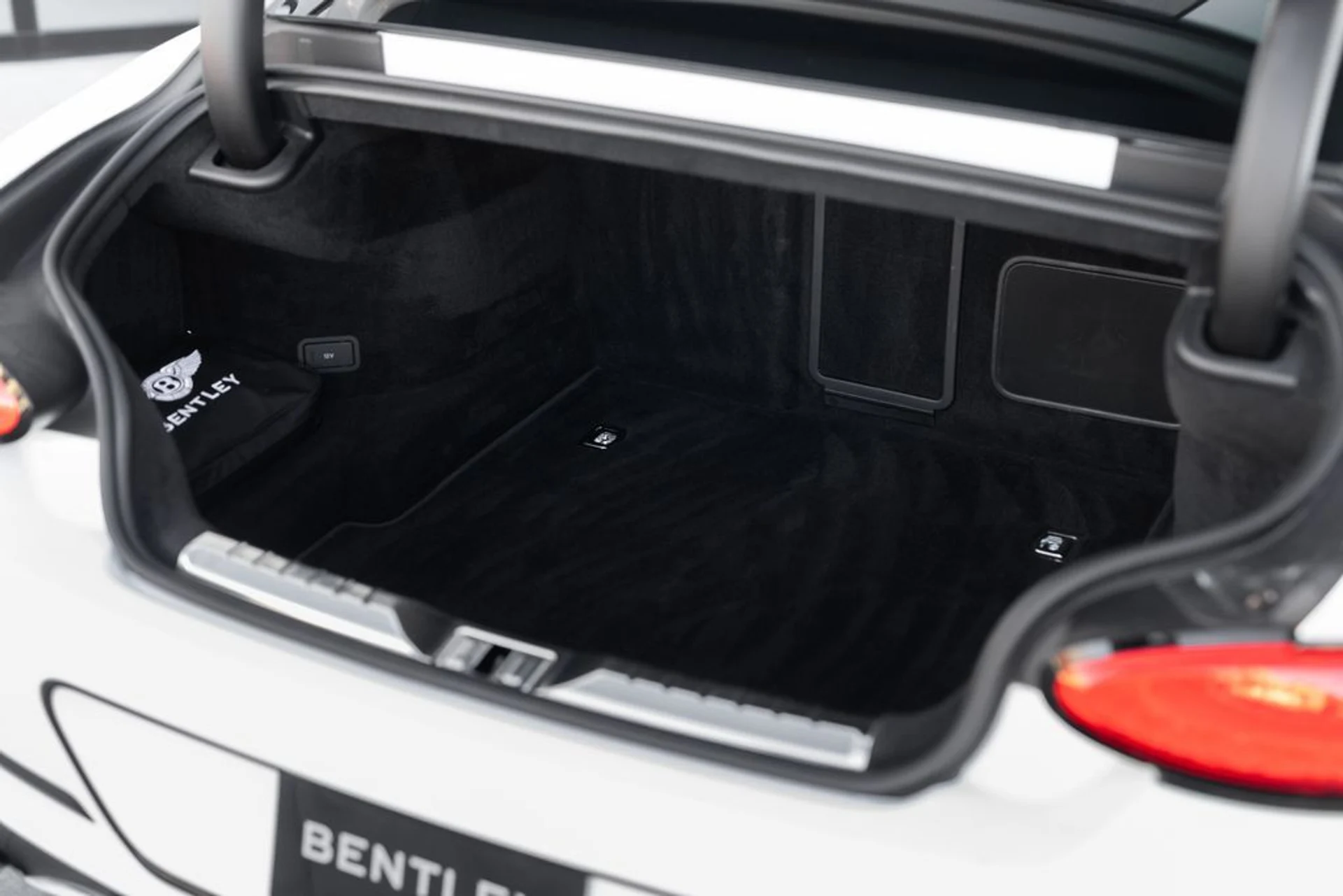 mph021_3765578591_4262a25680a879b735a0eb3c1bc5e64cx_cf47fce195