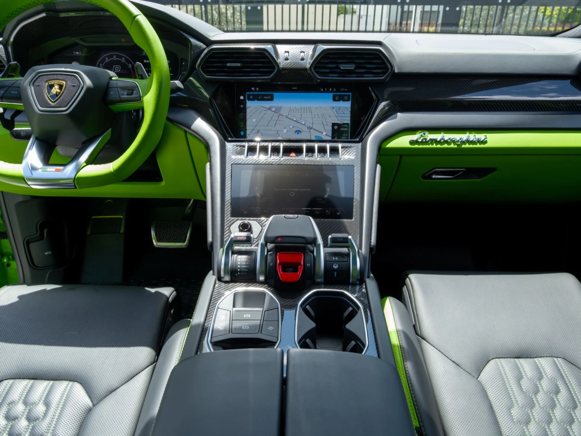 mph021_3766463711_Used_2024_Lamborghini_Urus_S_1775489524_544f30b776