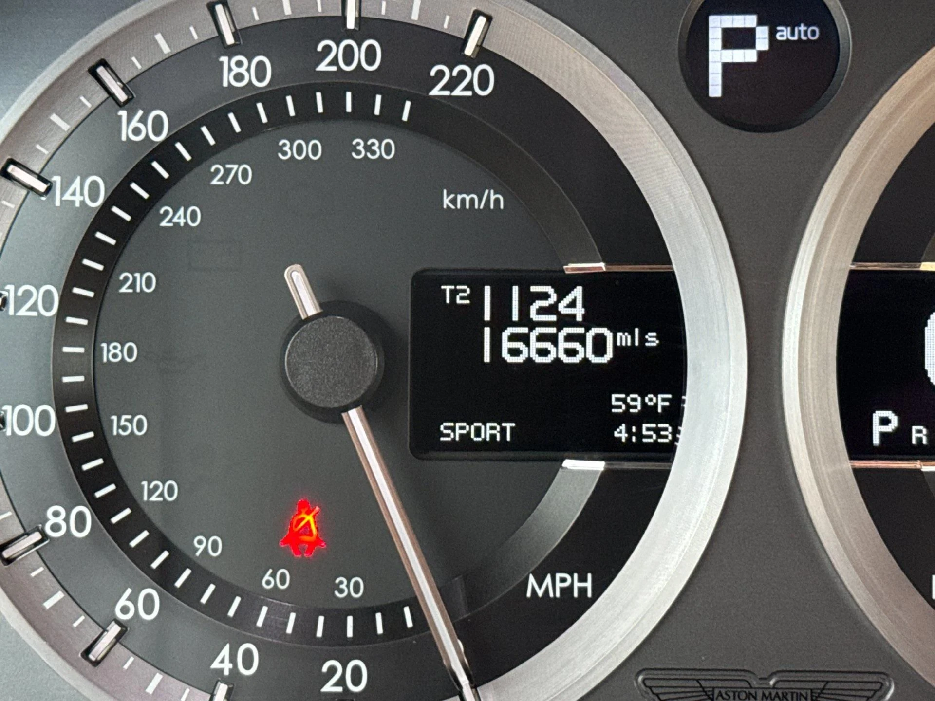 mph021_376741406_Used_2014_Aston_Martin_DB_9_Volante_1769008603_b4f04d03c3