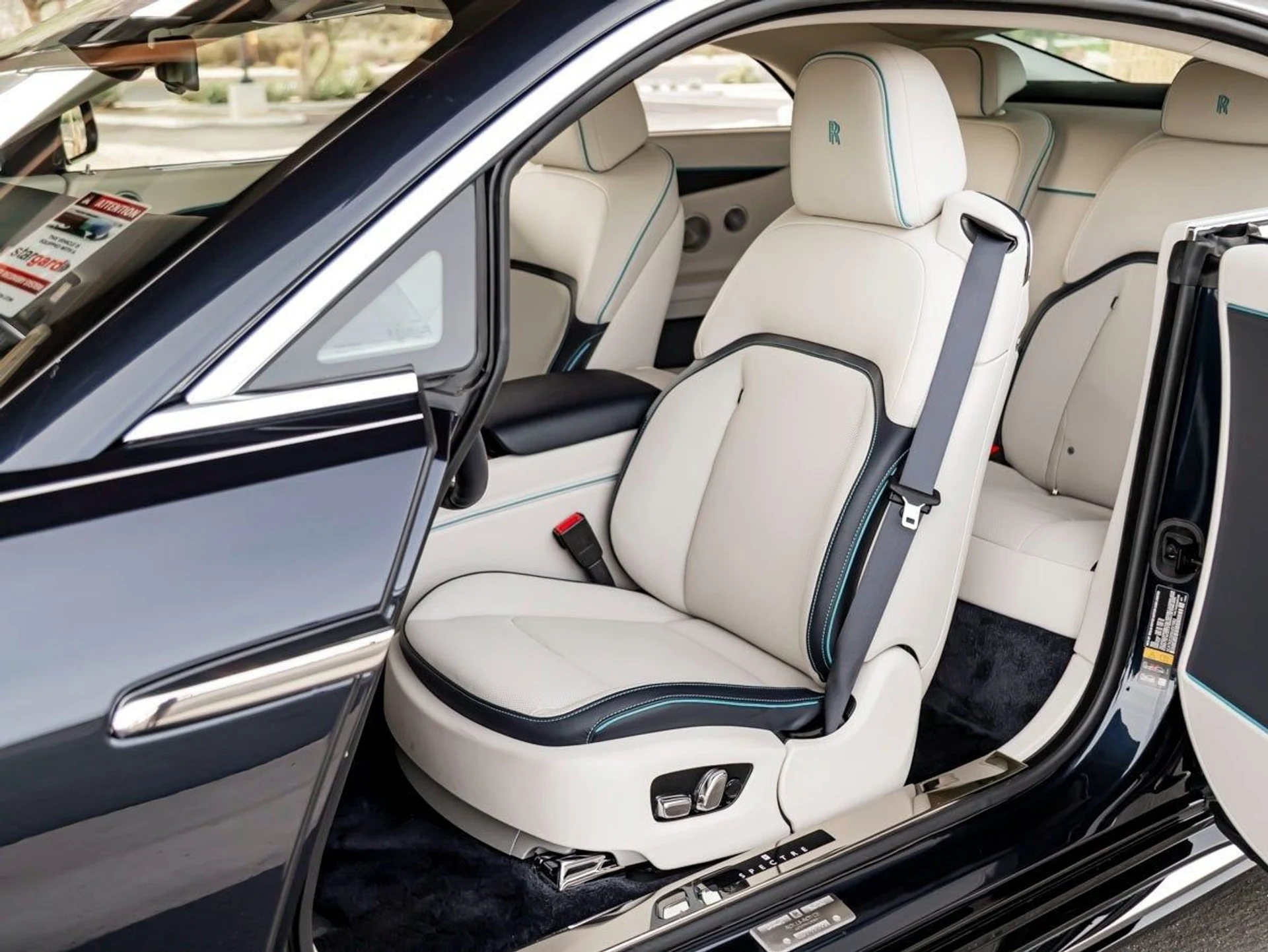 mph021_3773651413_22_89fea94a1e