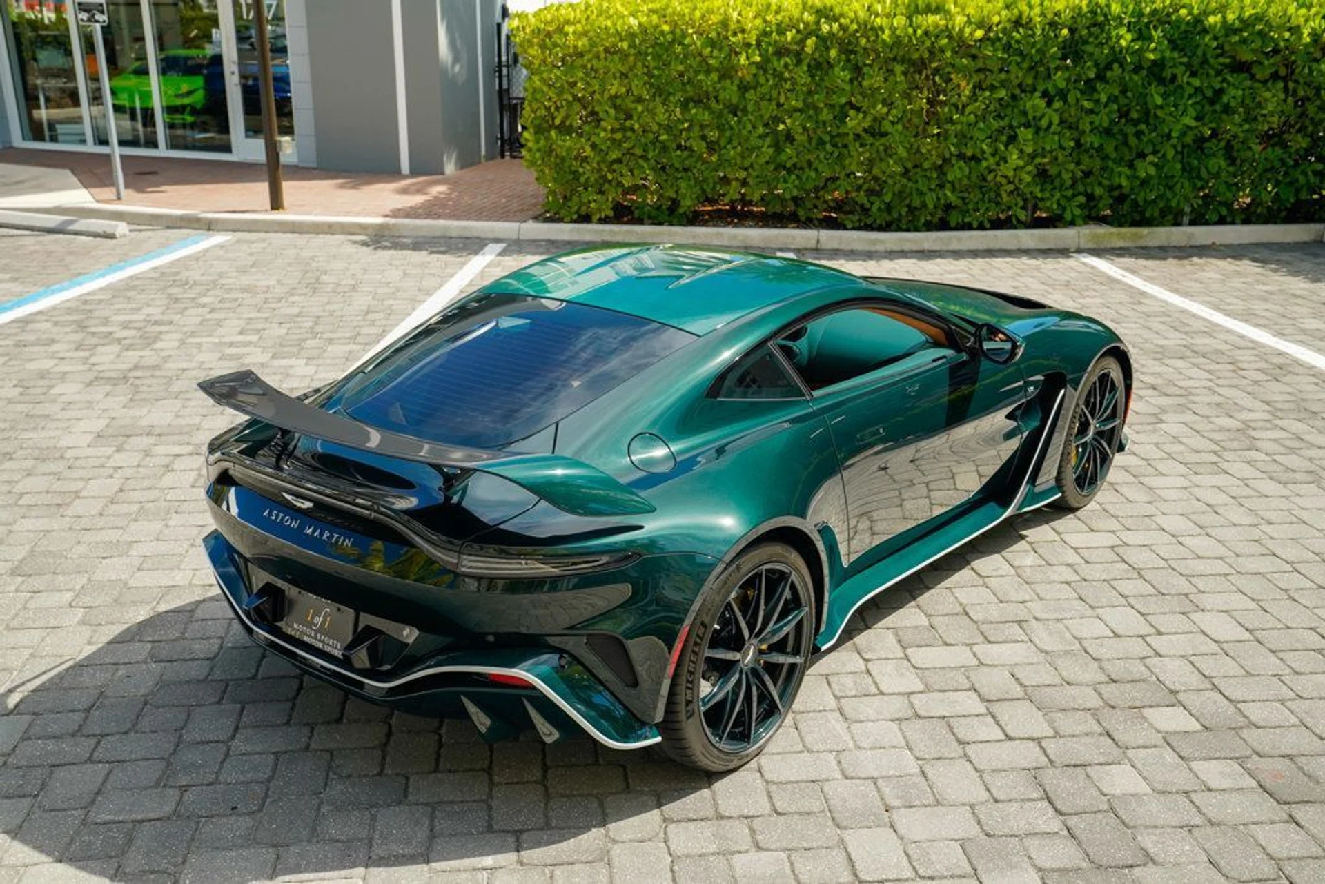 mph021_3777699498_used_2023_aston_martin_vantage_v12coupe_14354_22896697_22_1024_72c2e01689