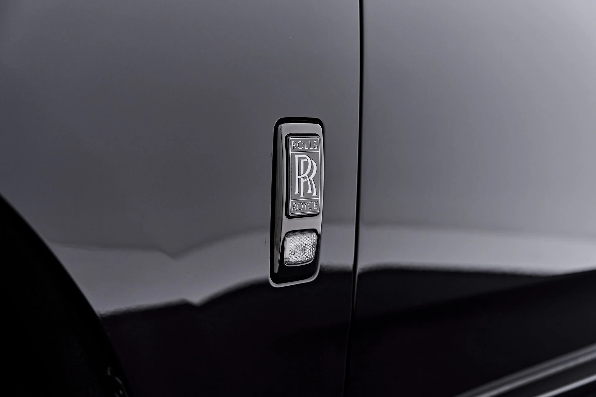 mph021_3779699637_Used_2026_Rolls_Royce_Cullinan_Black_Badge_1787961277_0eef2d00bc
