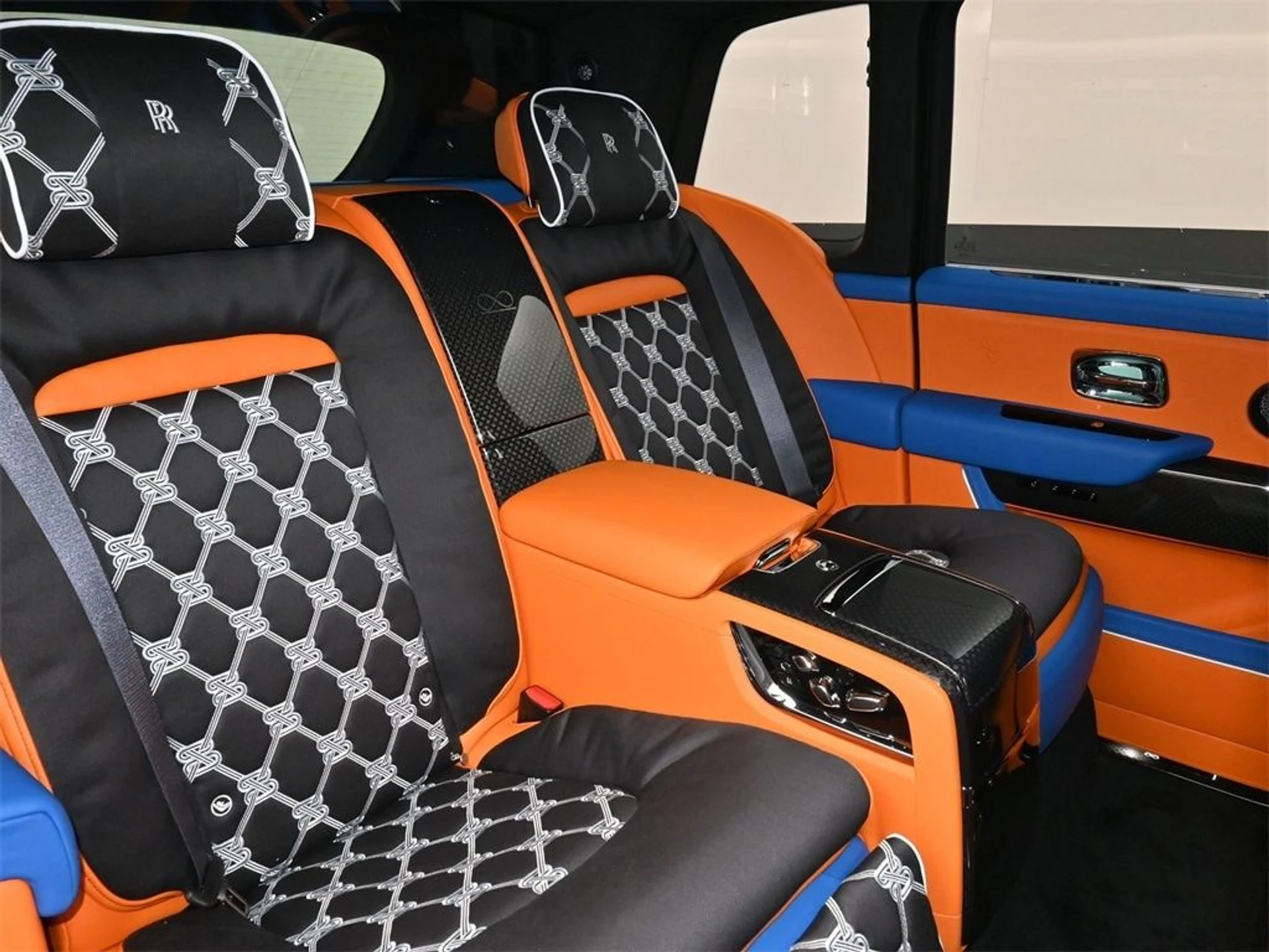 mph021_3782650401_6c5f35af9f467e95bd475f2808c9fc63x_2899ae67f4