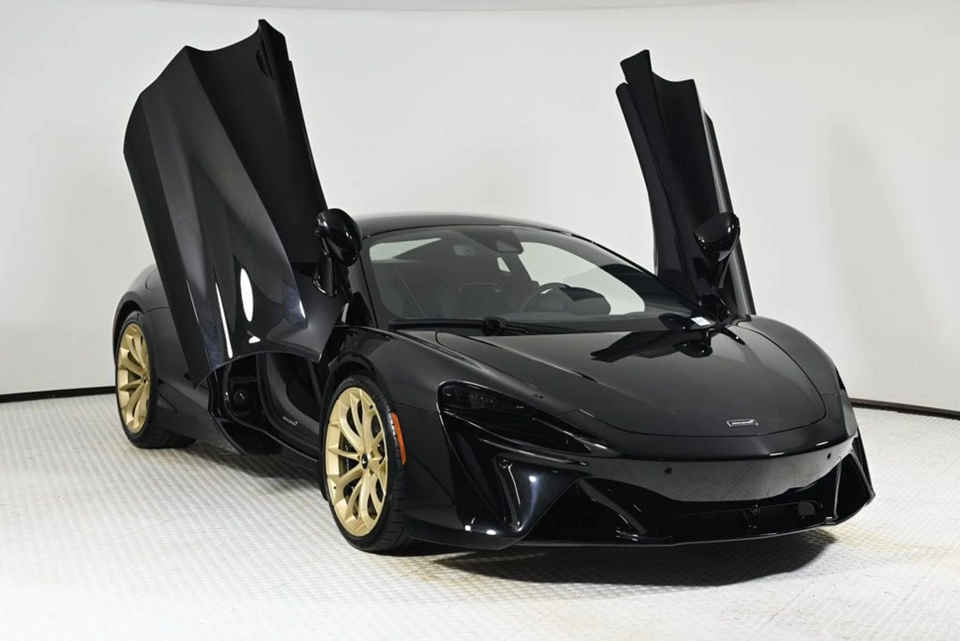 mph021_3783065125_new_2026_mclaren_artura_coupe_11350_22881220_21_1024_8133298585