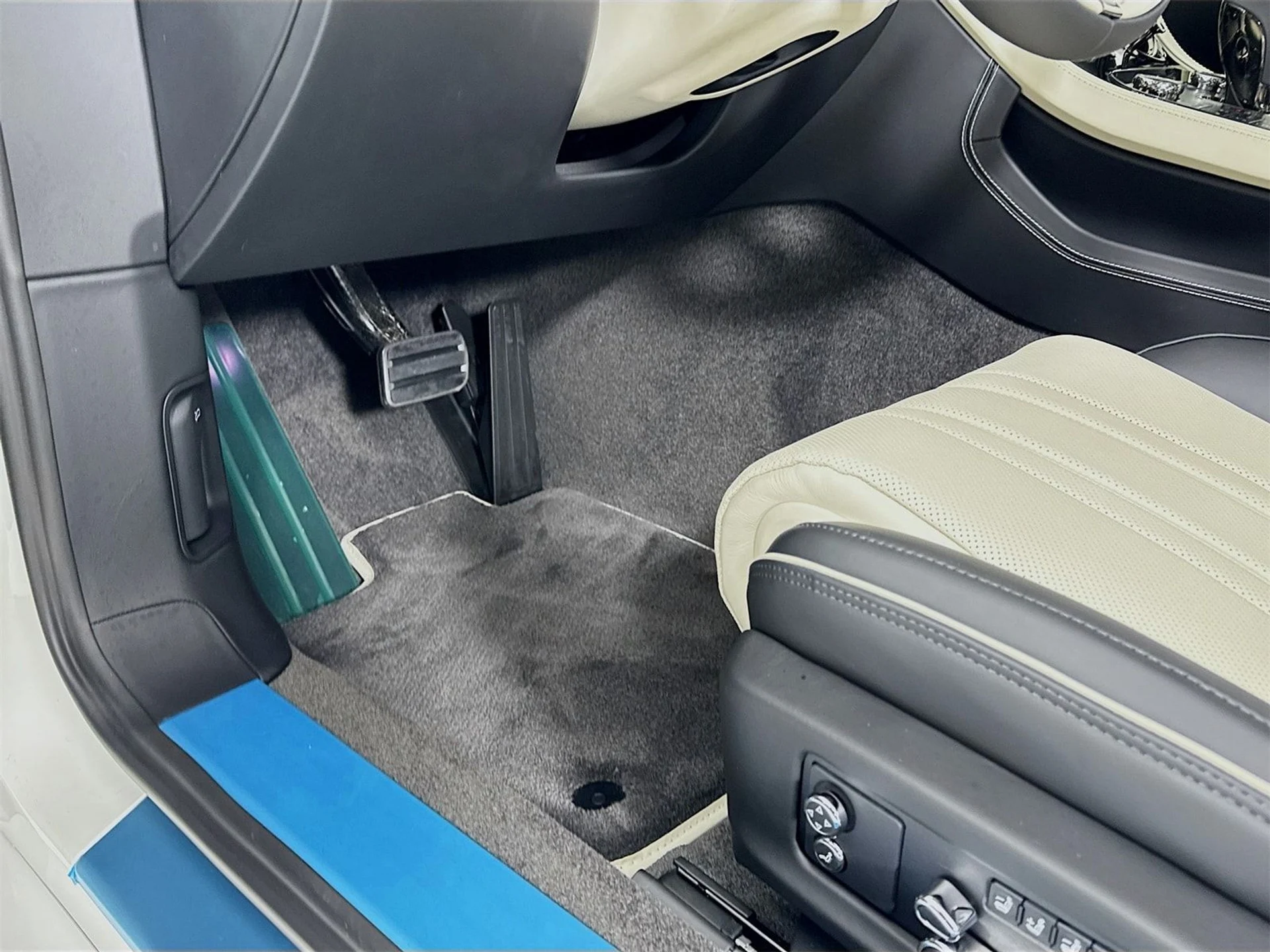 mph021_3784136040_e8845e6f5a033067f4e153e56d32e91fx_63857935da