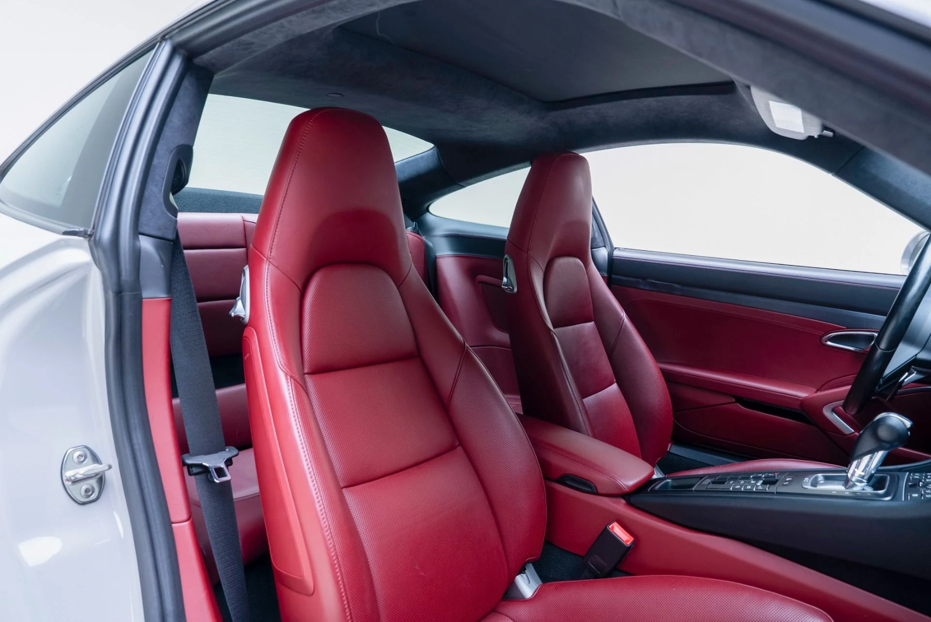 mph021_3786105942_Used_2019_Porsche_911_Carrera_GTS_1780071500_b89402f261