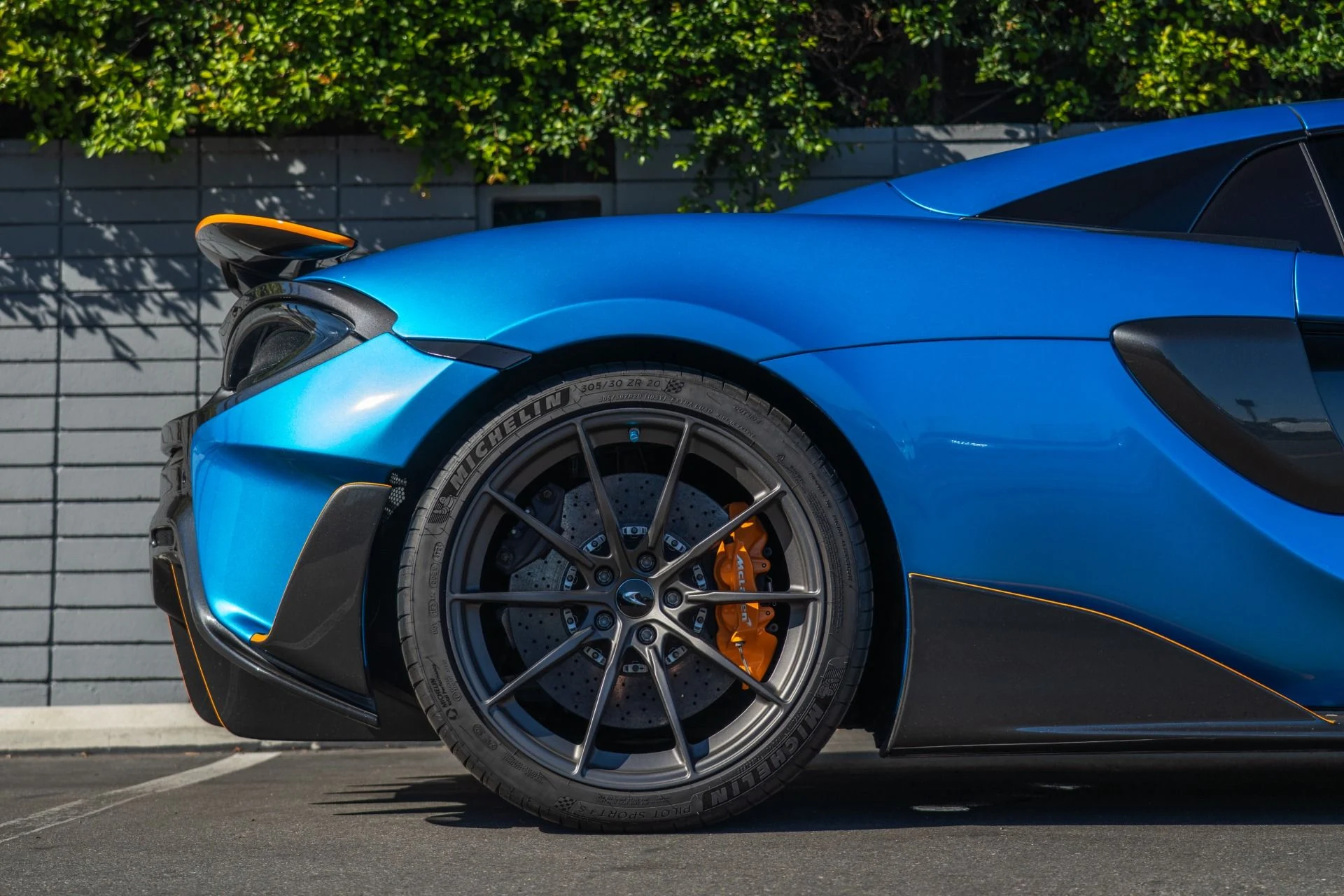 mph021_3789871689_Used_2020_Mc_Laren_600_LT_Spider_1761767679_7ed23c341d