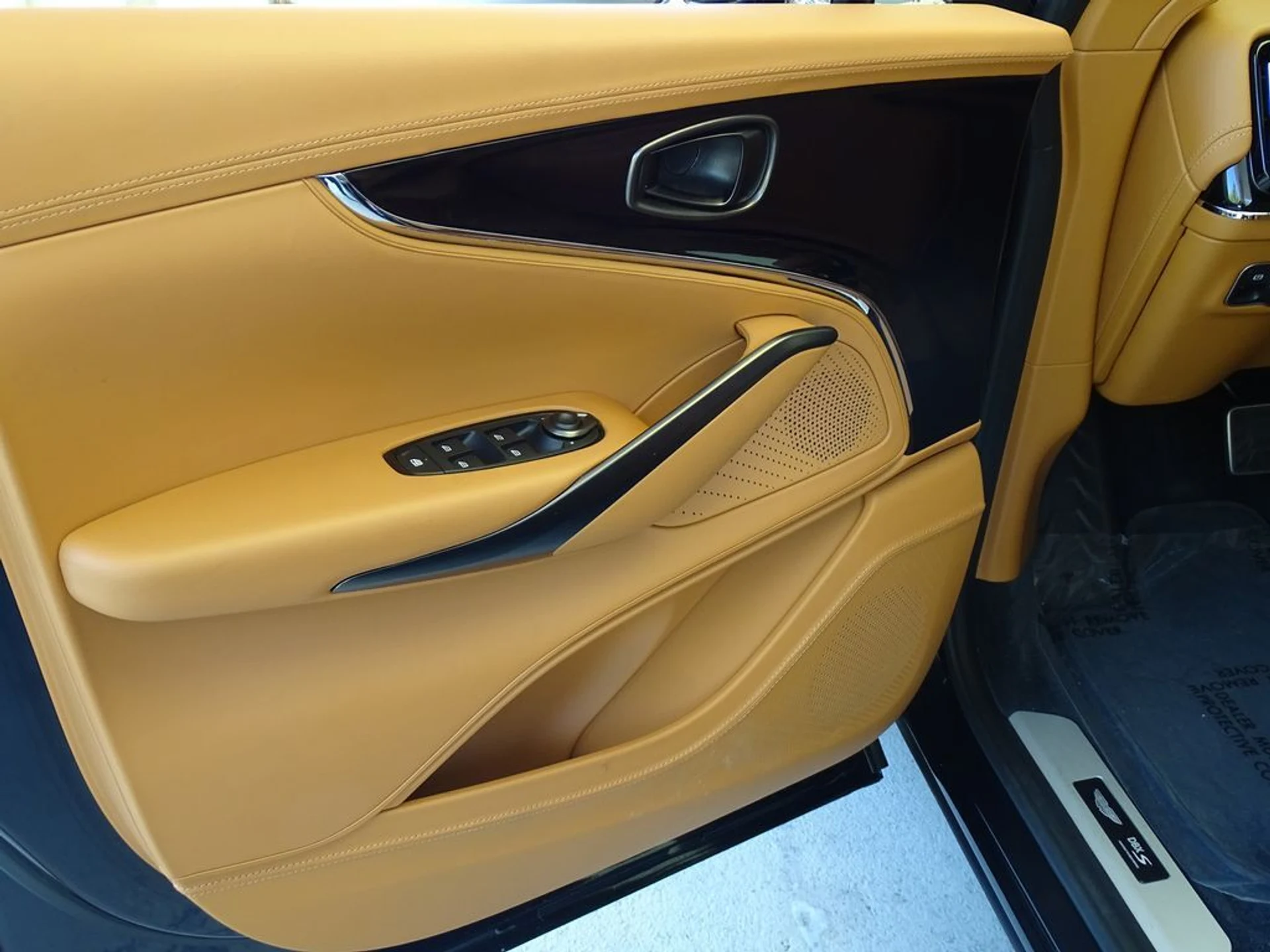 mph021_3791677345_slyo5sqw233ygswxpsx8edrpvp6l_2622401e15