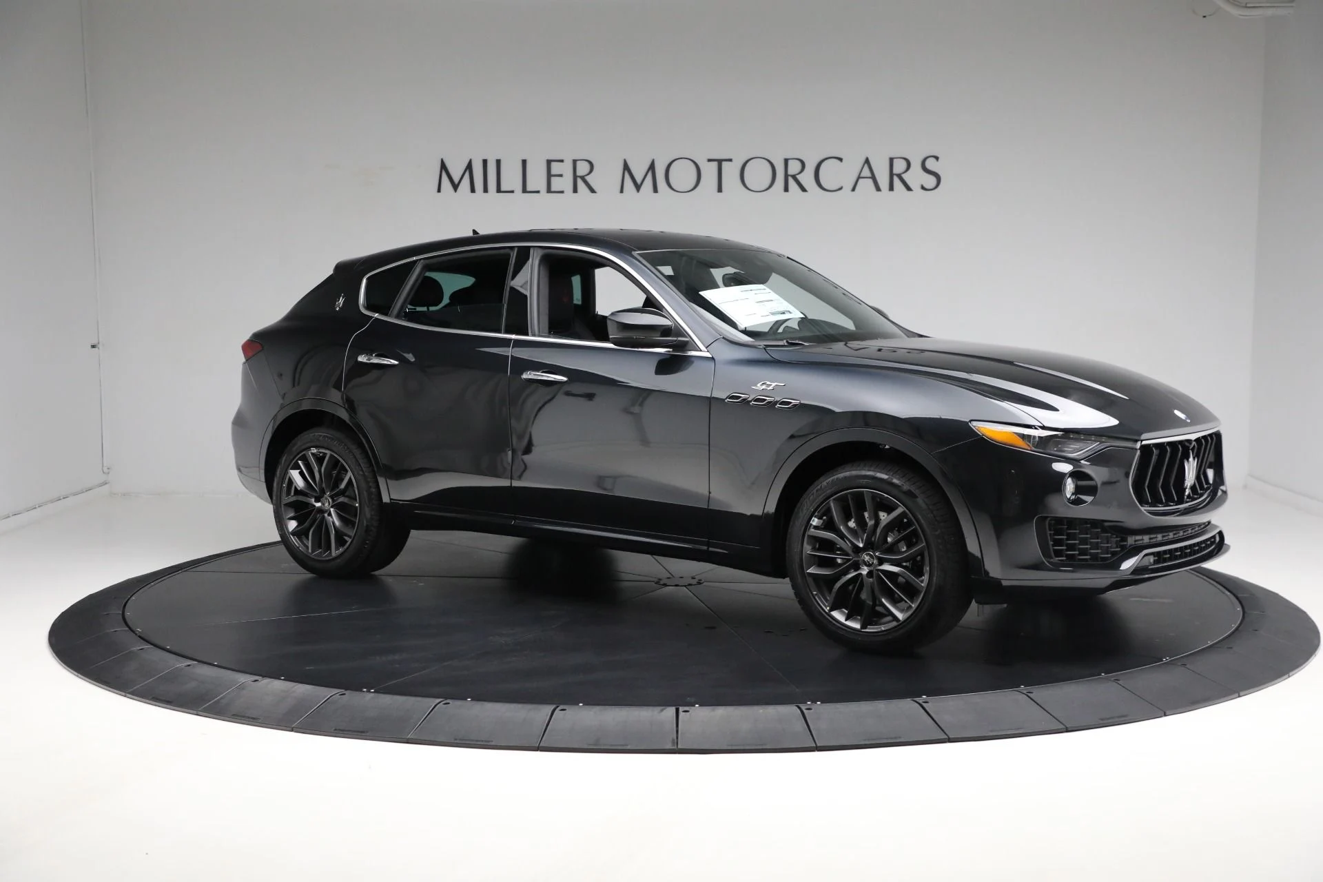 mph021_3791741157_New_2024_Maserati_Levante_GT_Ultima_0aa4867f16