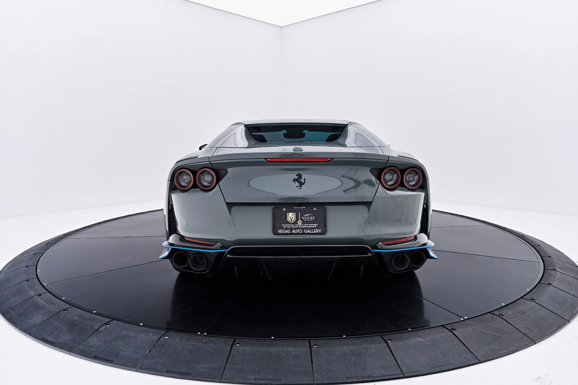 mph021_3793774274_Used_2023_Ferrari_812_GTS_Base_1785431351_e55e356a6c