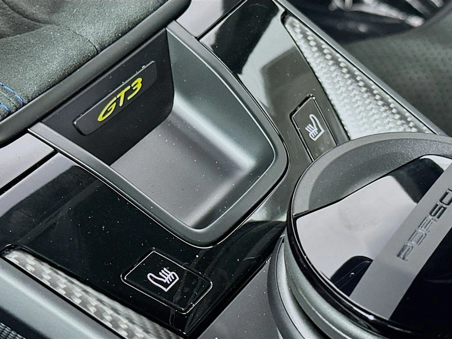 mph021_3794879351_ab91eb25471e5ba575c55ead96a73667x_84d88d69f3