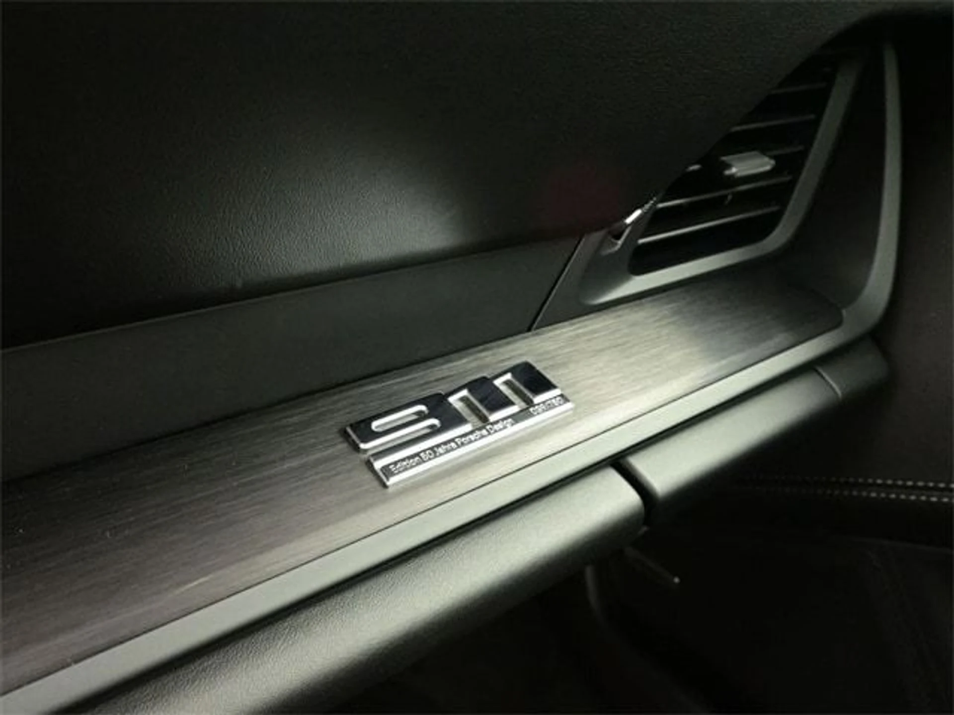 mph021_3798843255_478569a71b5c5c0e8ab01785b2655263x_a87caa909b