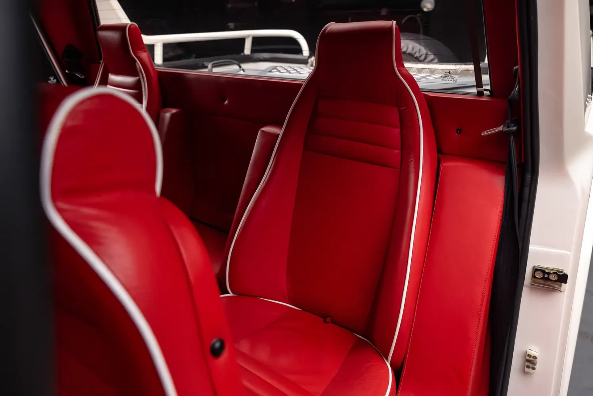 mph021_3801518408_698122f2c48da063ad803630_gallery_image_21_1770070764053_f72cfac338