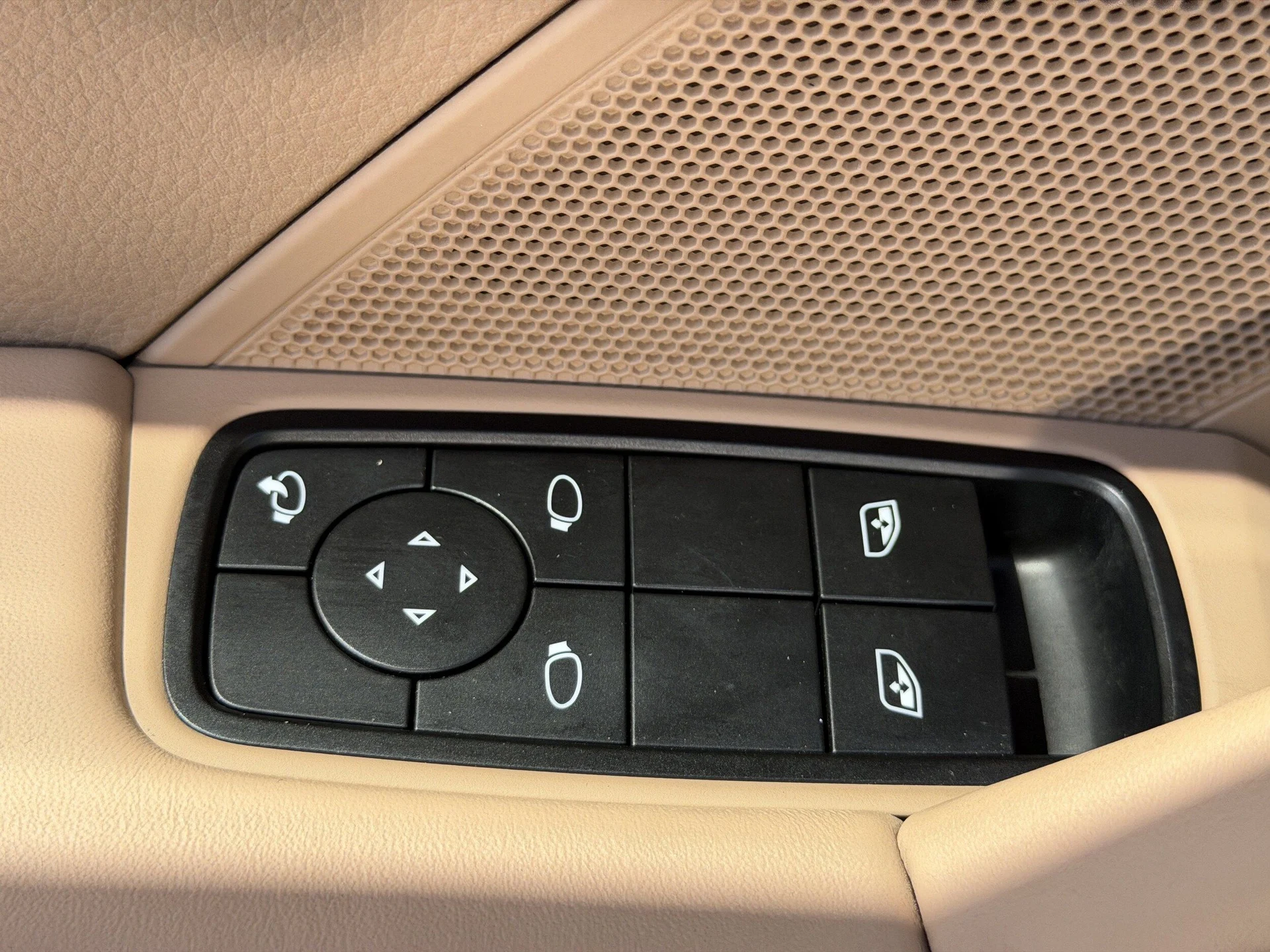 mph021_3818309012_04cfafa953b18b9bdd9758715edfe100x_6ffbbf50cc