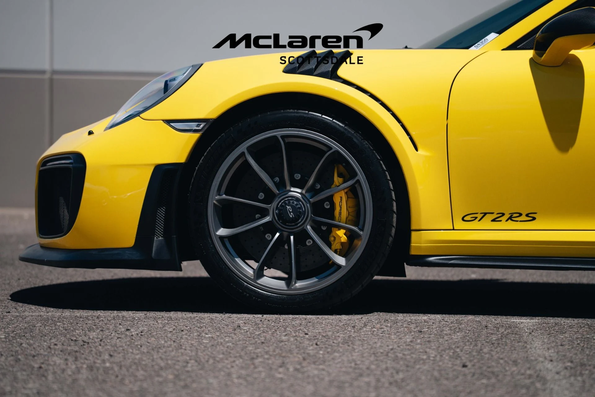 mph021_3835027347_Used_2018_PORSCHE_911_GT_2_RS_1746157712_ccc61c543a