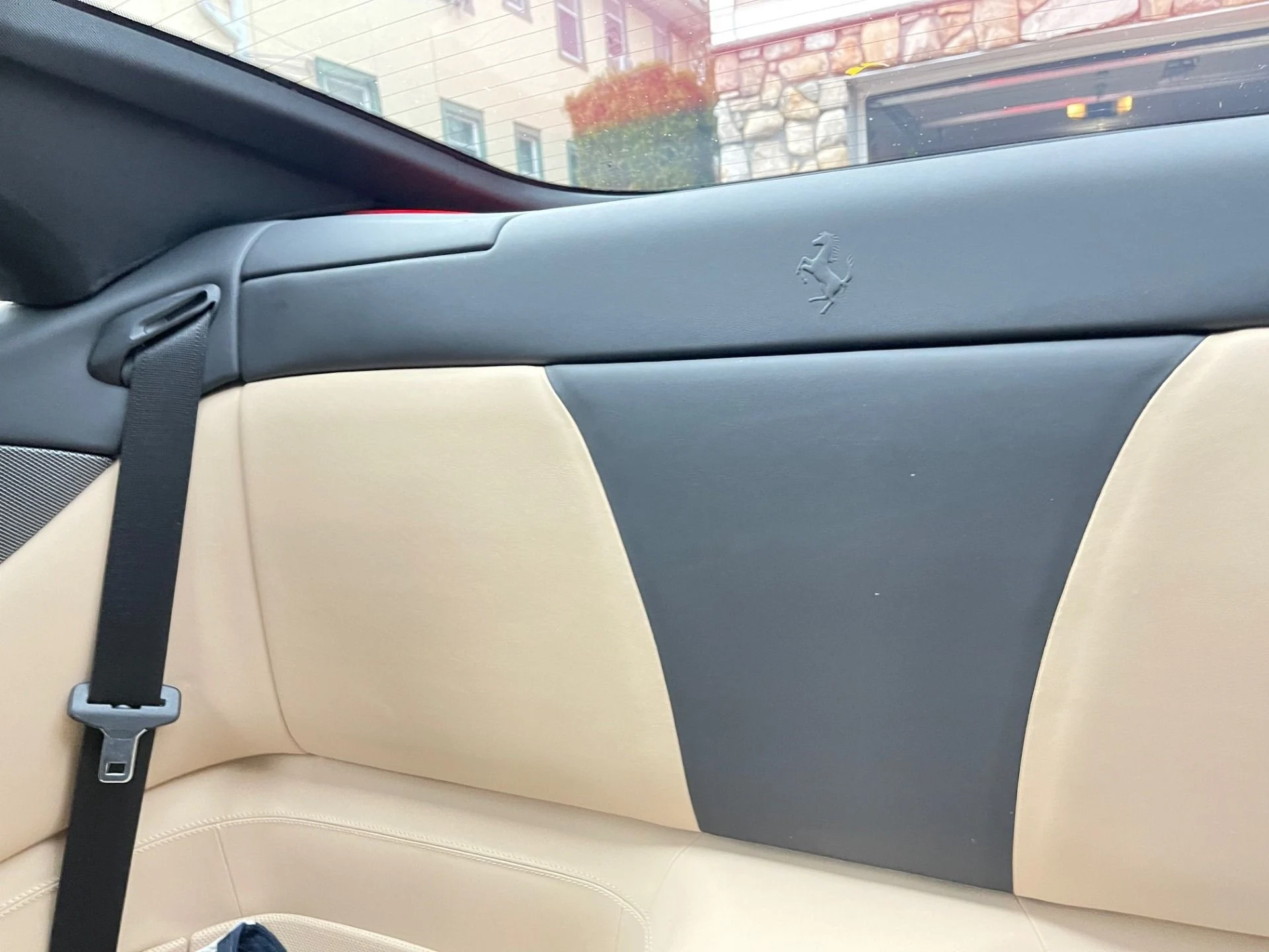 mph021_3835355739_Used_2019_Ferrari_Portofino_1763746993_22b6fa2f10