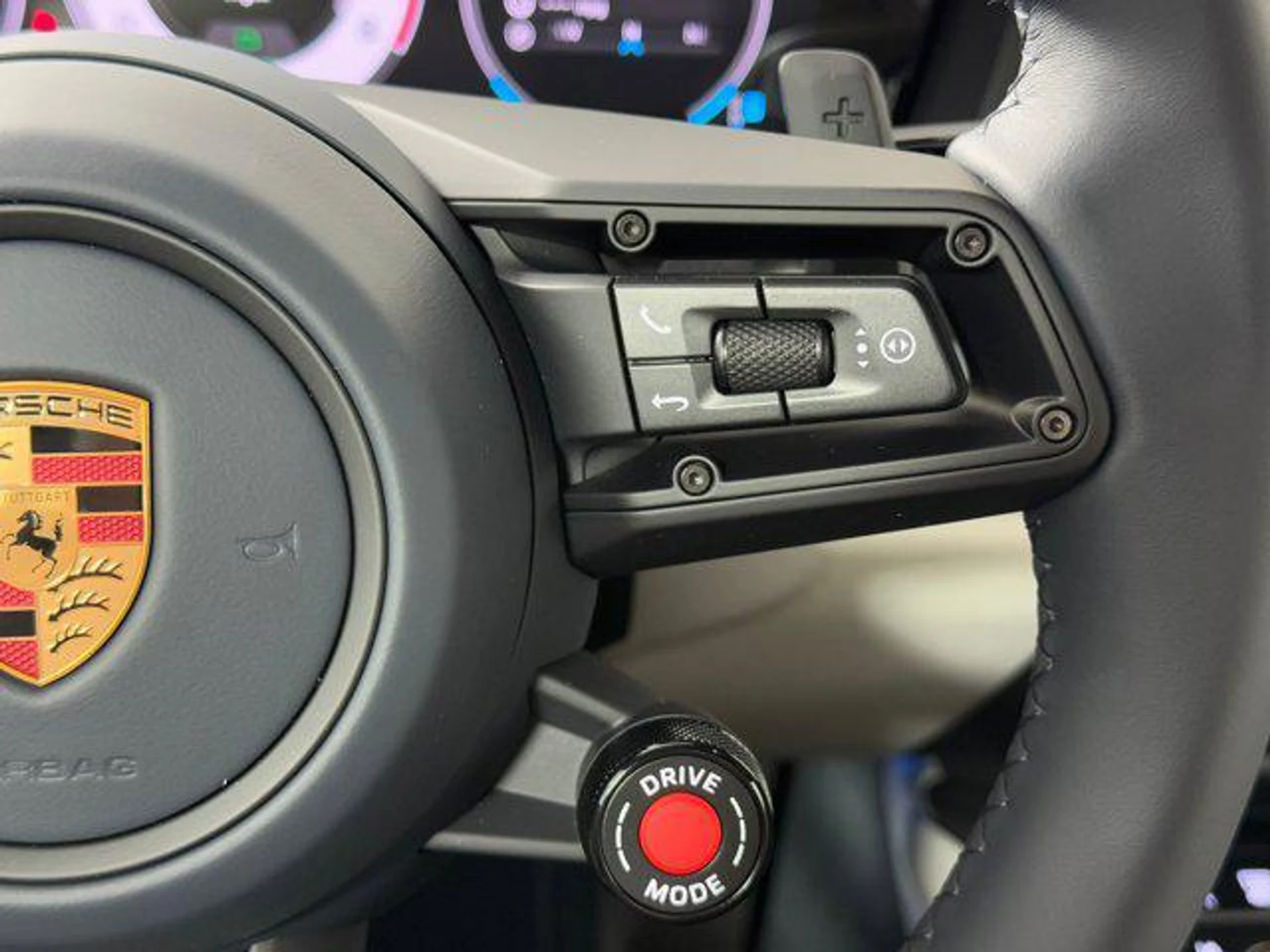 mph021_3835418450_ZC_1_Ees_Va_yr_De_L_Sd_N_Lz8_J_Bmh_M_0de181590d