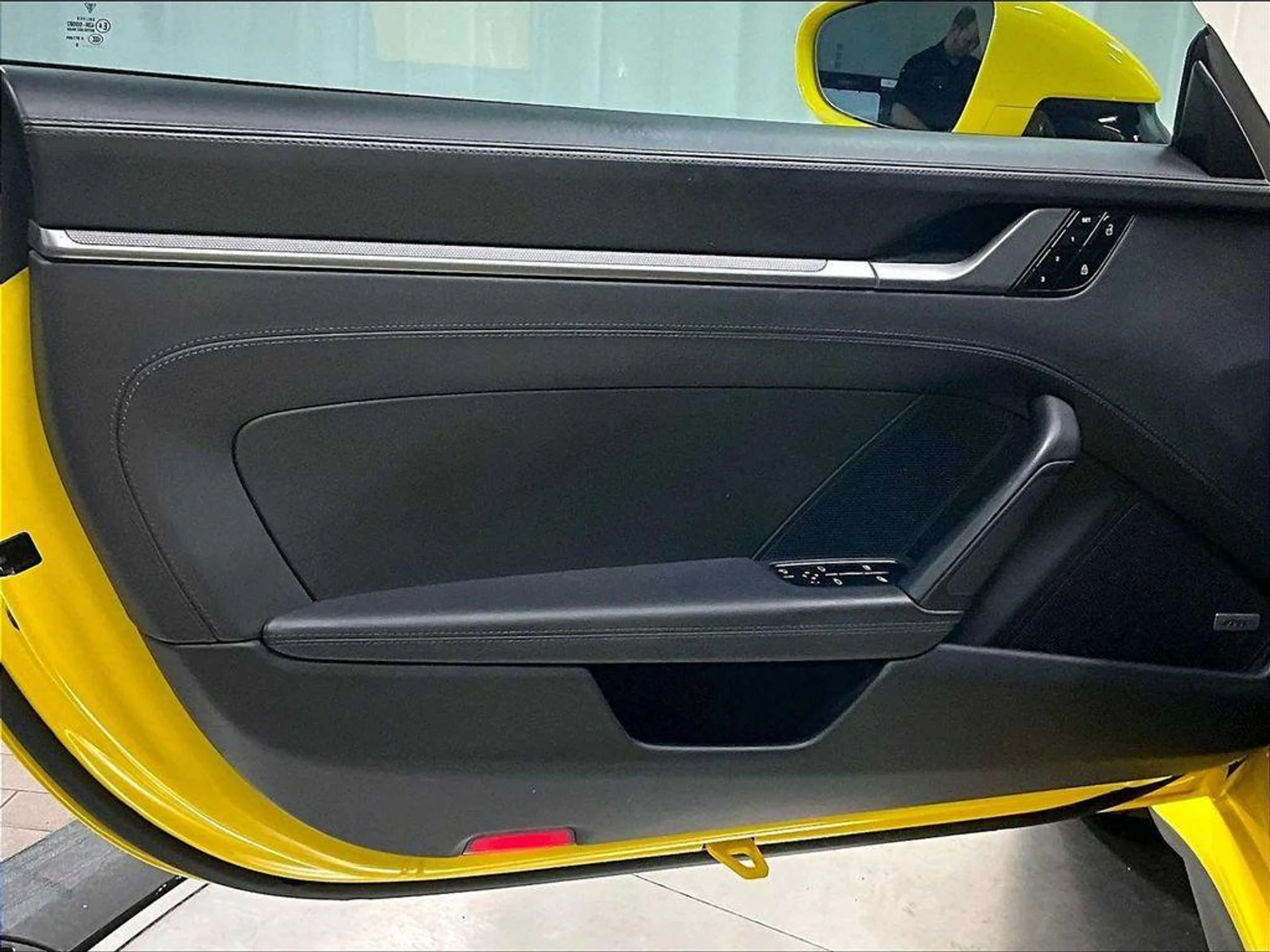 mph021_3835692239_5rh5_Dx_Osg_IJS_Lk_DF_3_S_Ggnbshc_Y_2aa962a75b