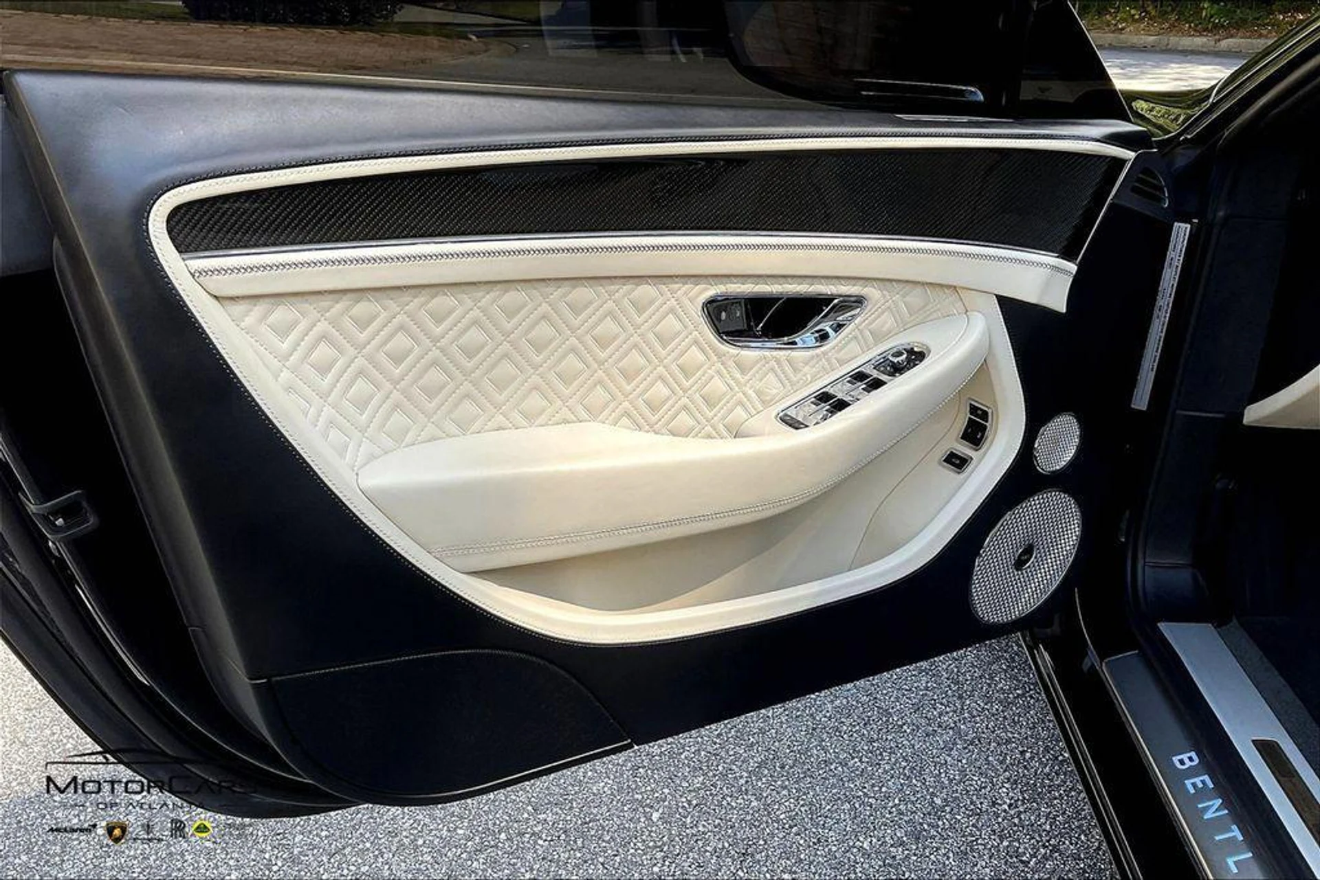 mph021_3850284921_jx_WOU_6xbmg_Cp_Y_Cr_Xx_L_Nr_O0_Sy_Pw_I_56667d2eb7