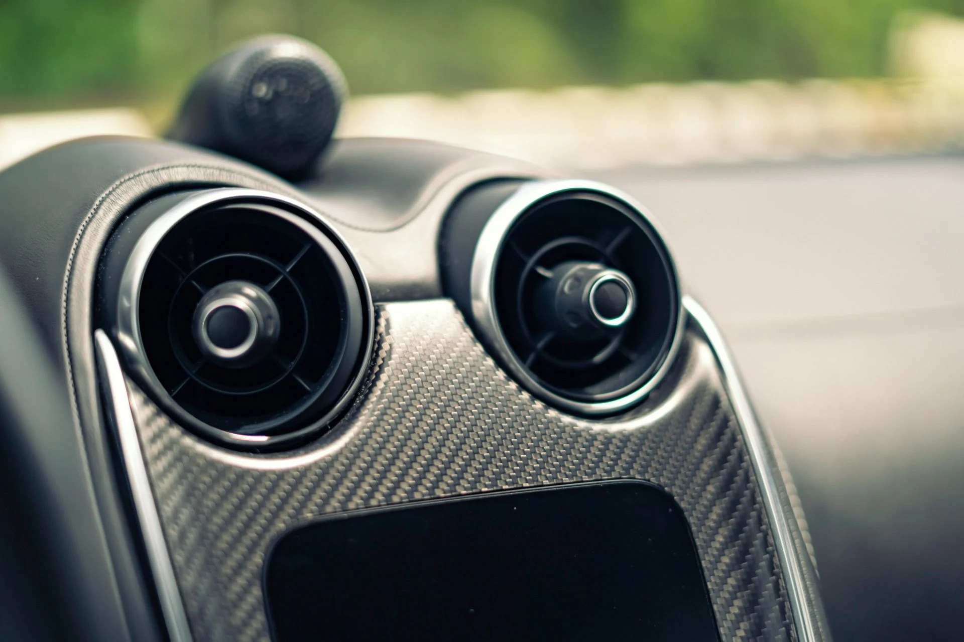 mph021_3851760183_Used_2016_Mc_Laren_570_S_w_a_236_K_MSRP_LOADED_w_MSO_Carbon_Options_1776279753_2891db04c9