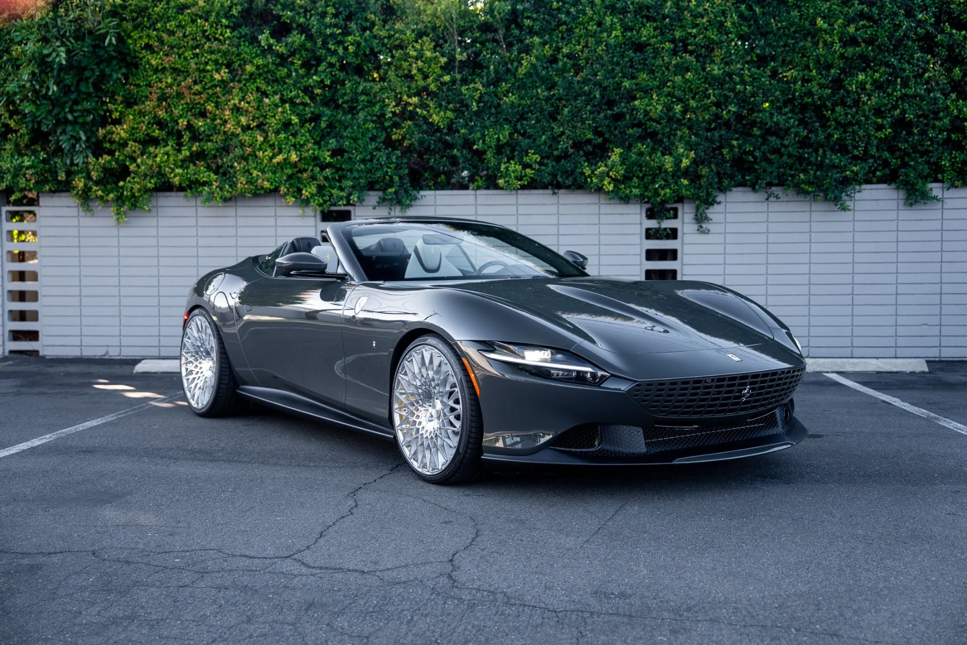 mph021_3853821534_Used_2024_Ferrari_Roma_Spider_1764029077_0c7242298a