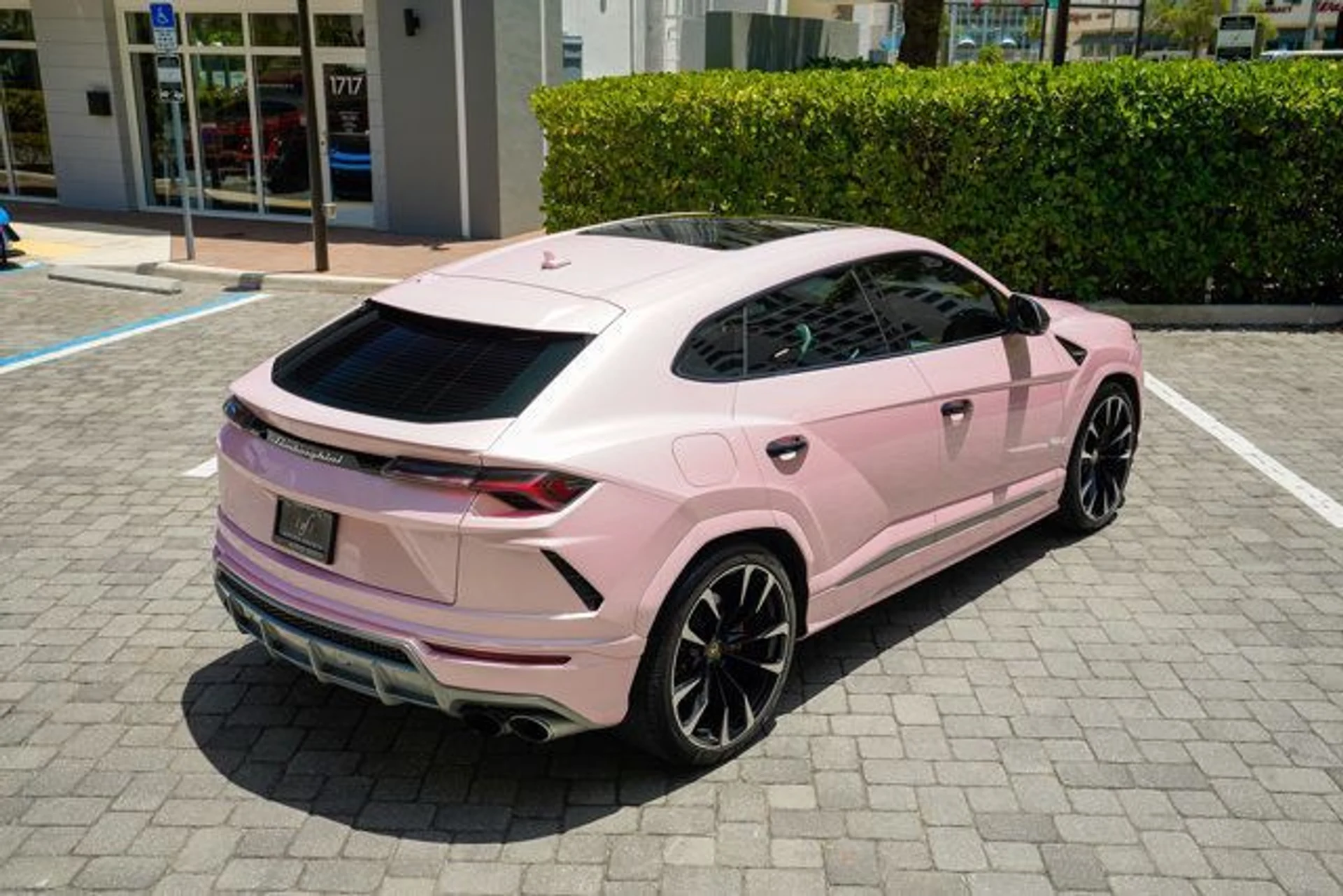mph021_3856837466_used_2021_lamborghini_urus_awd_14354_22713615_22_640_3260571d27