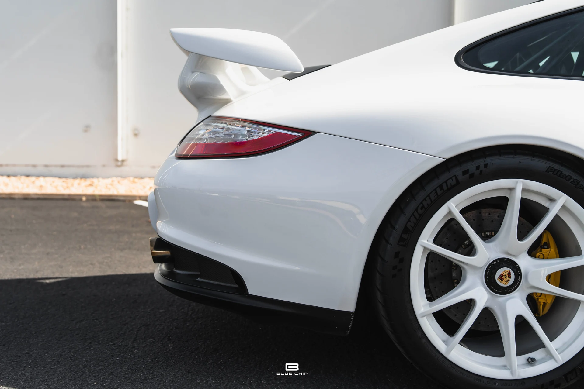 mph021_3858356469_6a34670024a96a92ef433eb2_2011_Porsche_GT_2_RS_21_a236716ce4