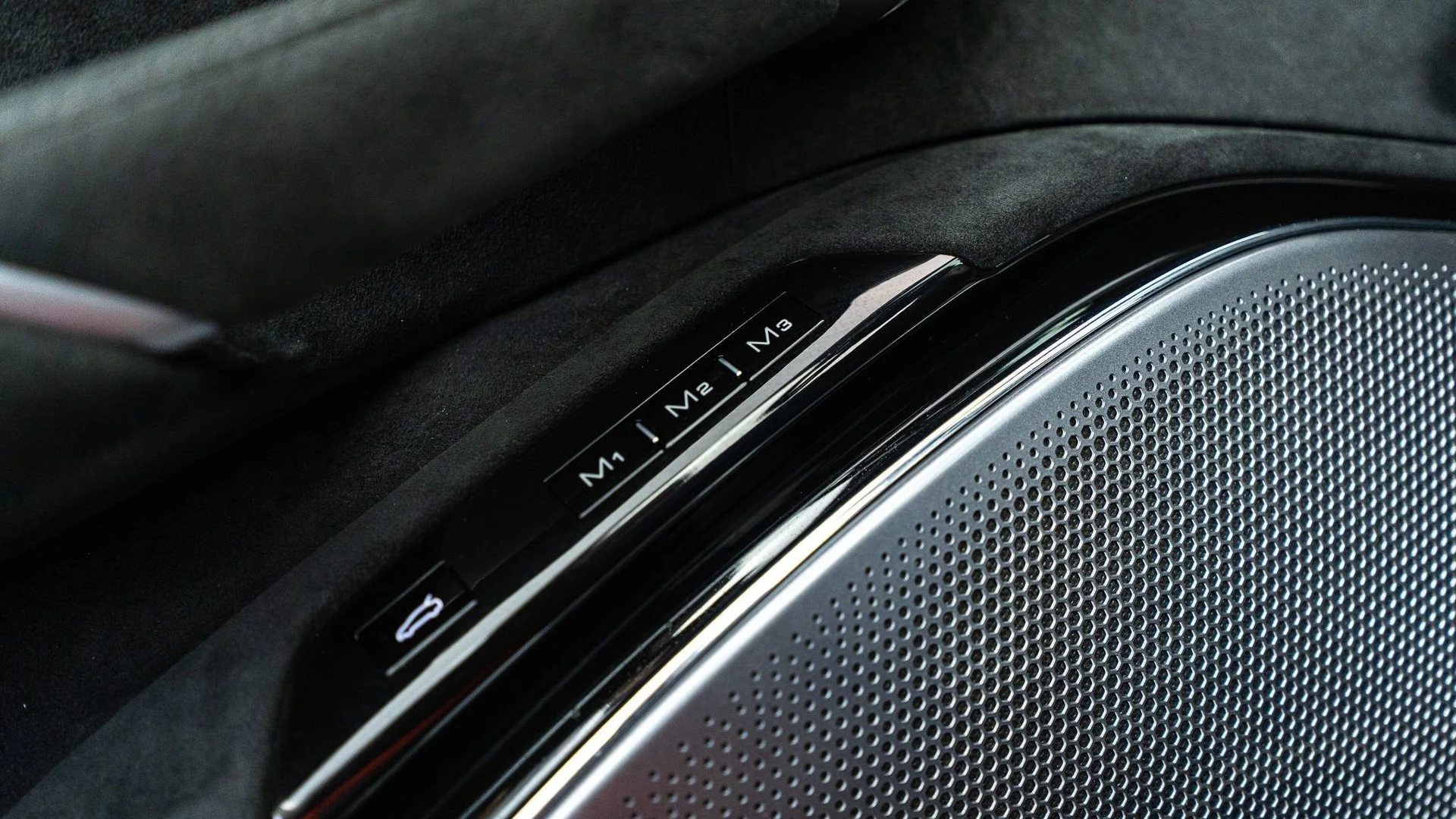 mph021_3869137302_7d1ae8d294694a20a31e4b81d9603c44_b3bc7b9404