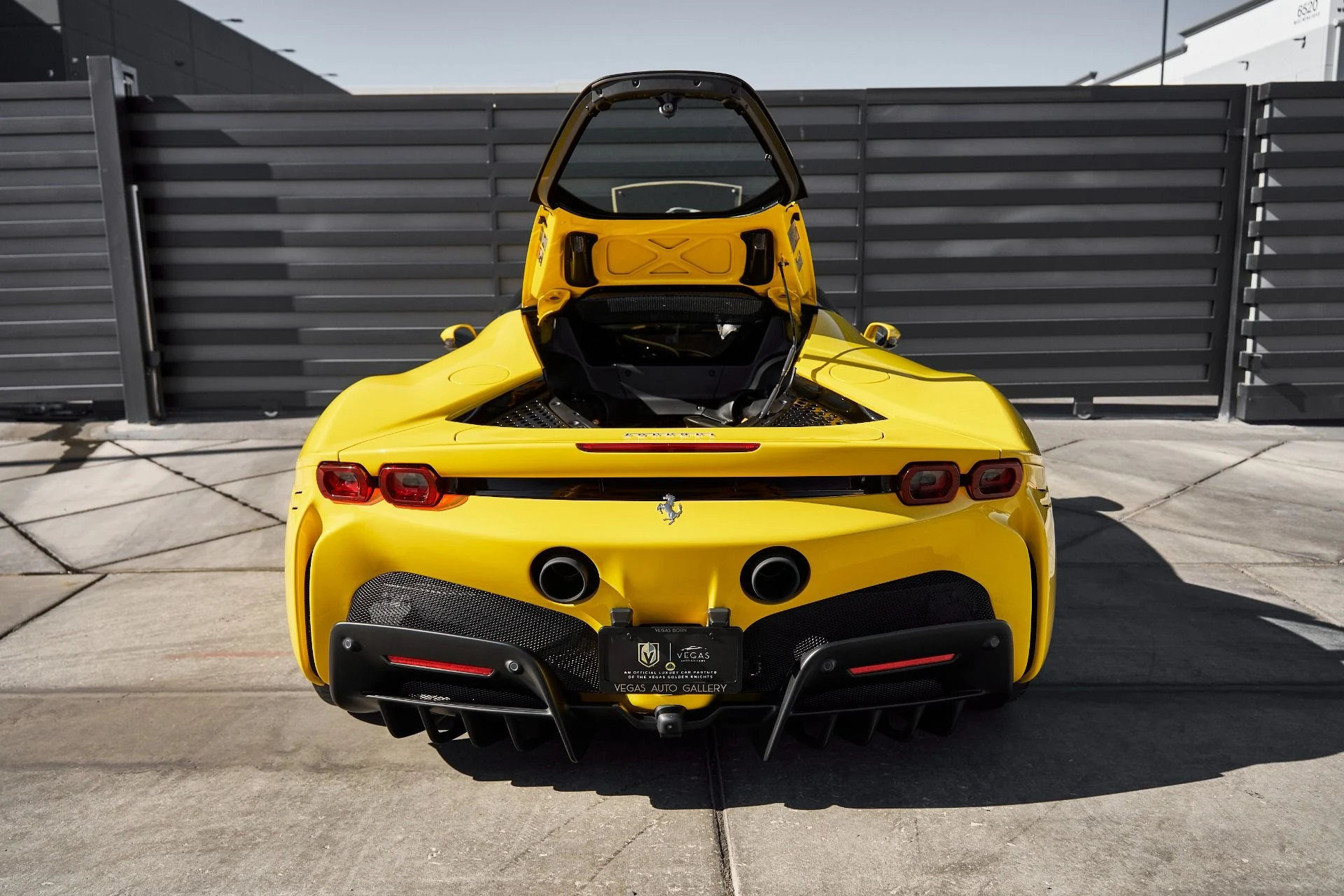 mph021_3870270955_Used_2022_Ferrari_SF_90_Stradale_Base_1762462334_95df92fa81