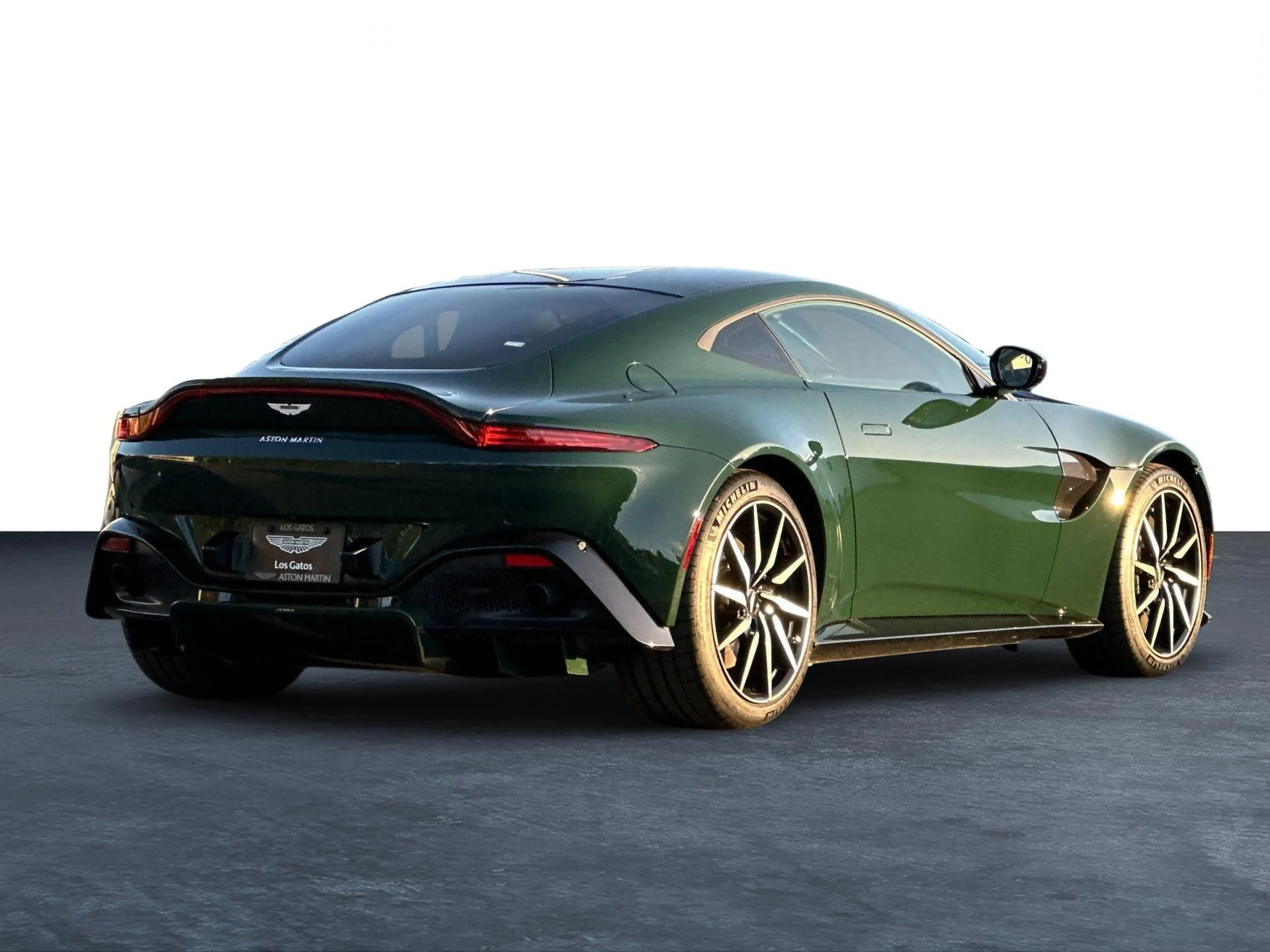 mph021_3875209224_Used_2019_Aston_Martin_Vantage_Timeless_CPO_1762507848_536c425bd2