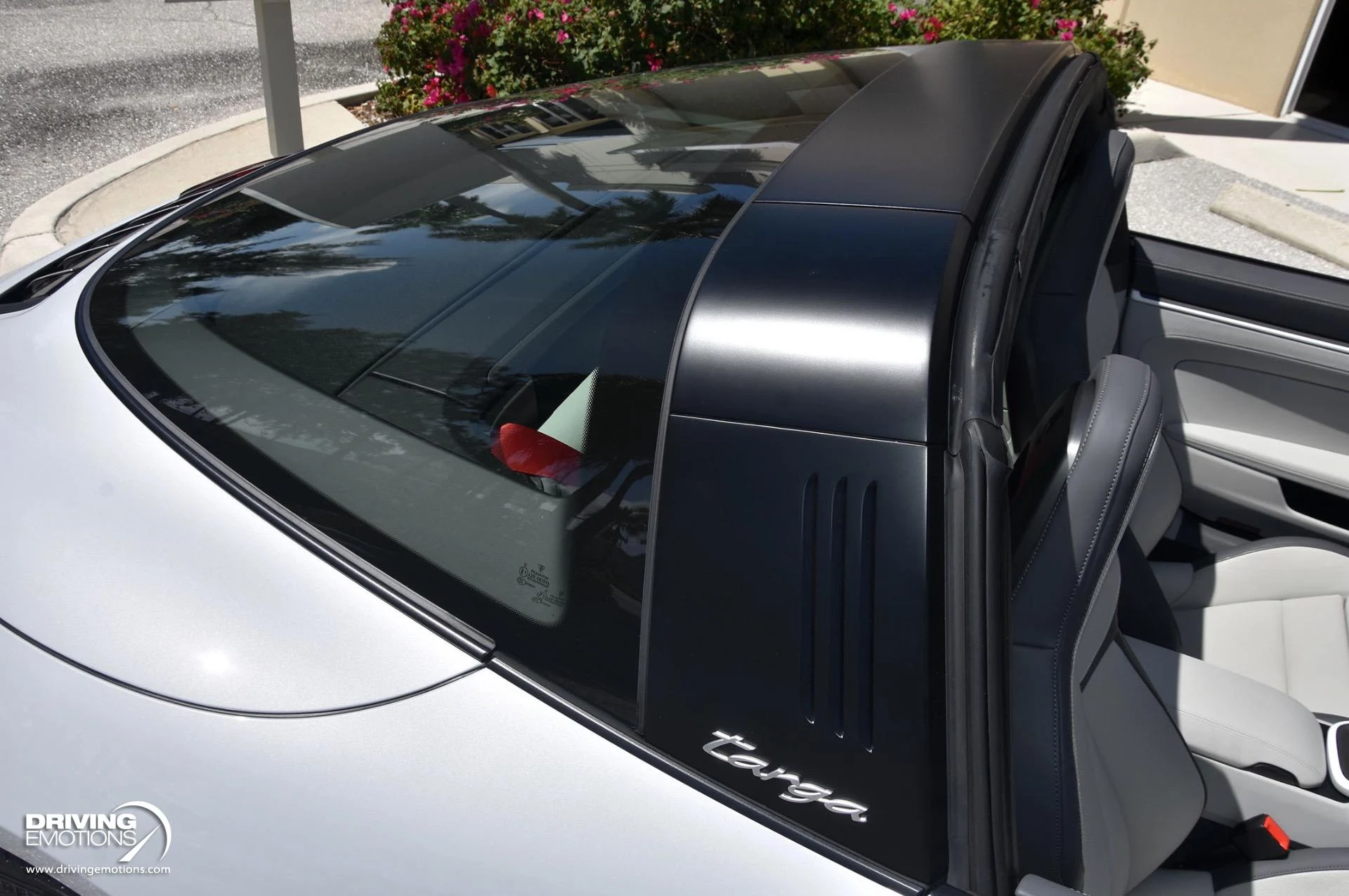 mph021_3877709205_898_p22_l_0cc0b55653