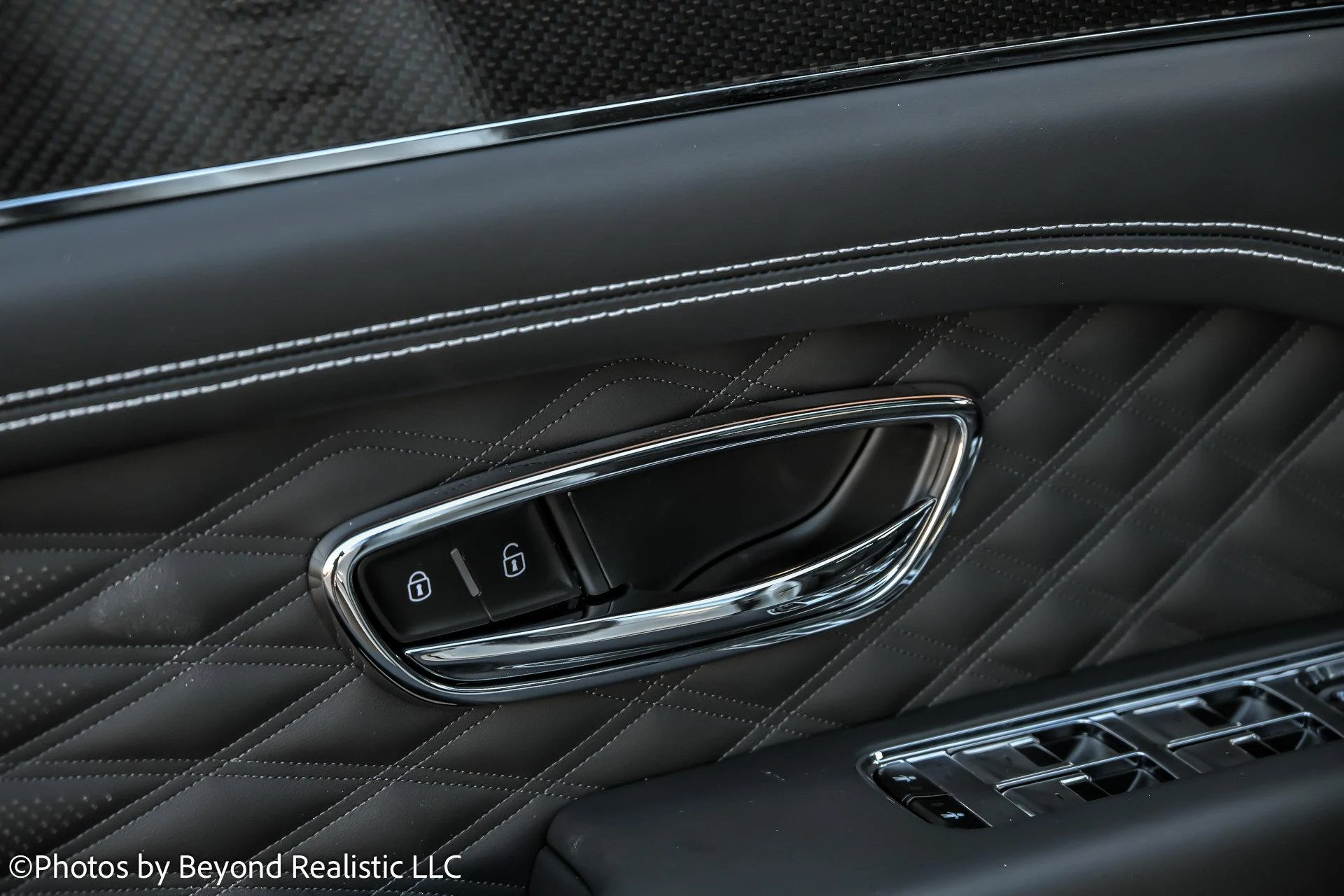 mph021_3883430363_Used_2019_Bentley_Bentayga_V8_1764407879_088c90e09a