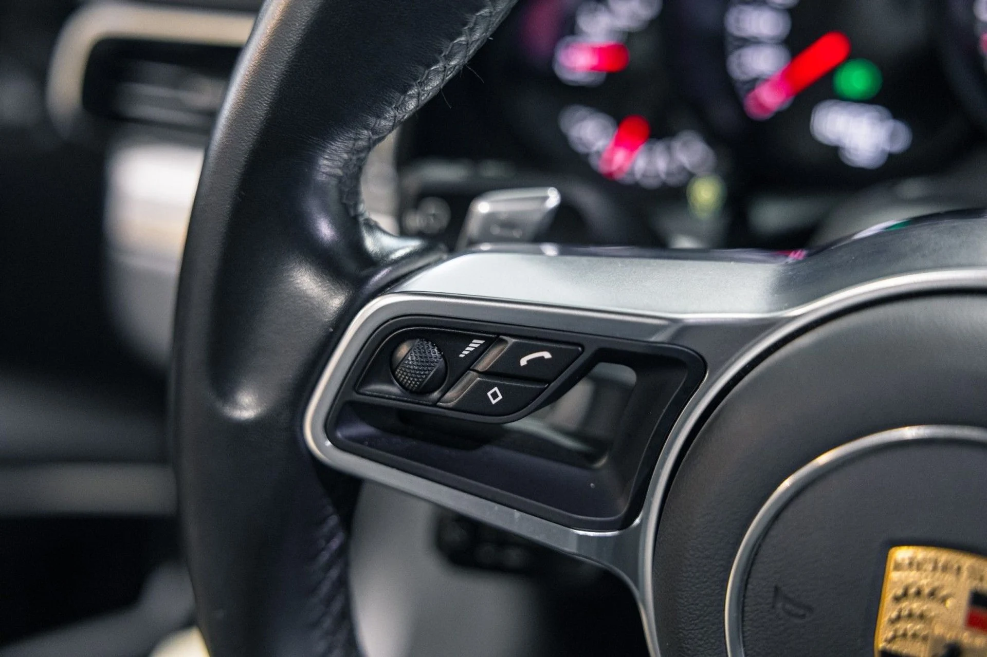 mph021_3883709368_zw_302010fed5