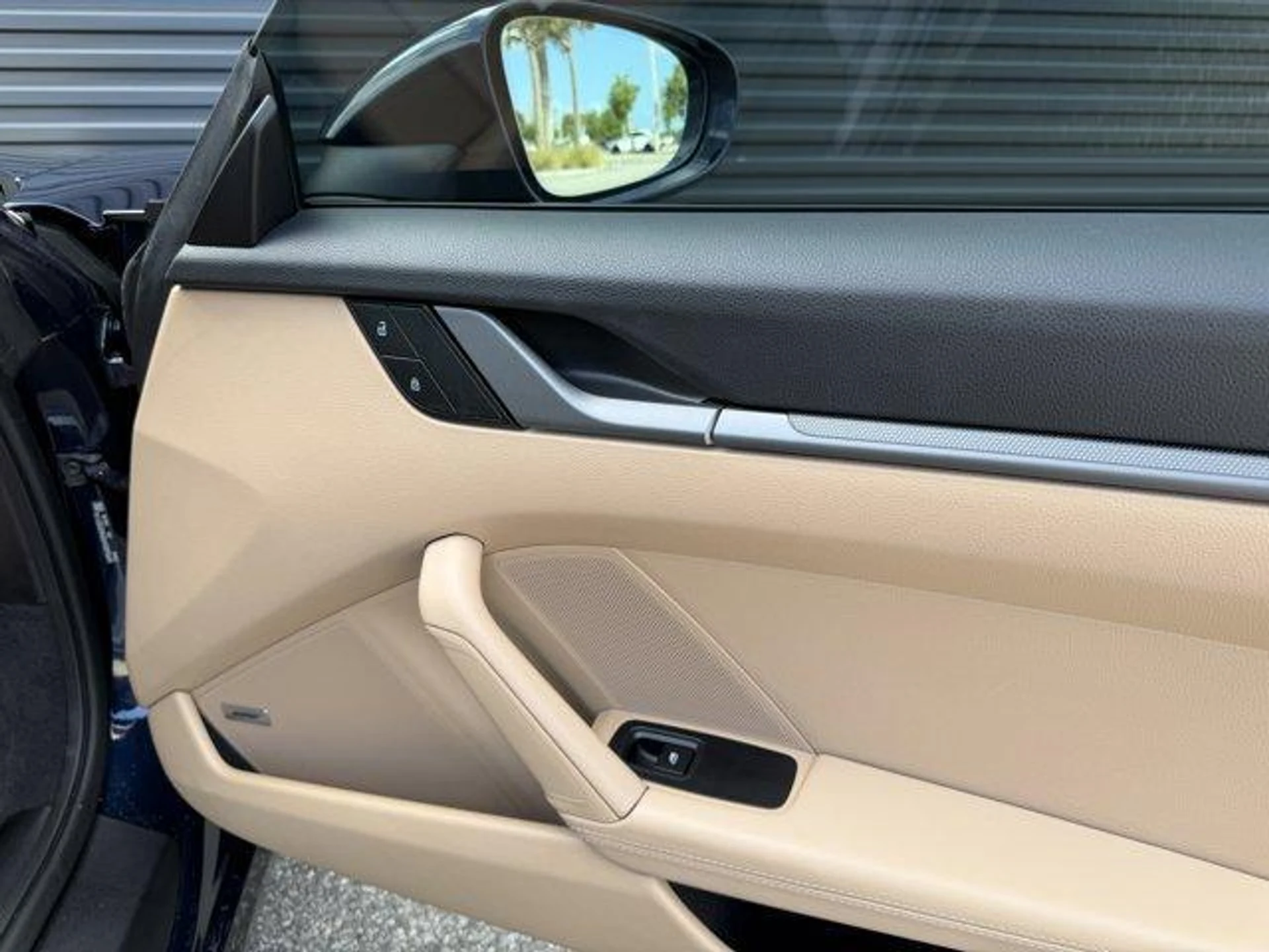 mph021_3883804628_gea0_XB_749z_S_Af52k7_S_DV_Xo_Z_Xo_665bc6aaf8