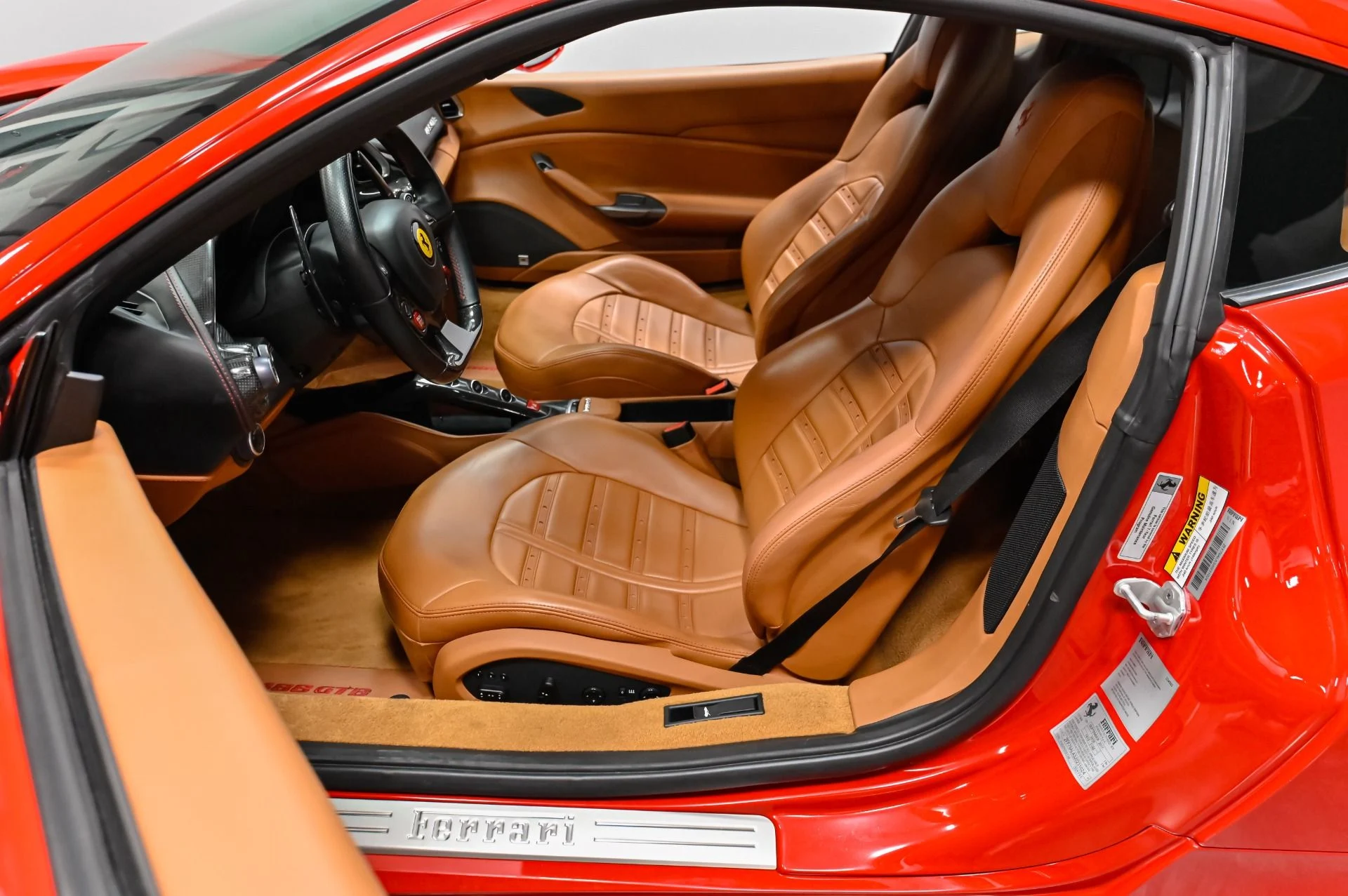mph021_3889898664_Used_2018_Ferrari_488_GTB_Base_1788410889_29b9820d7d