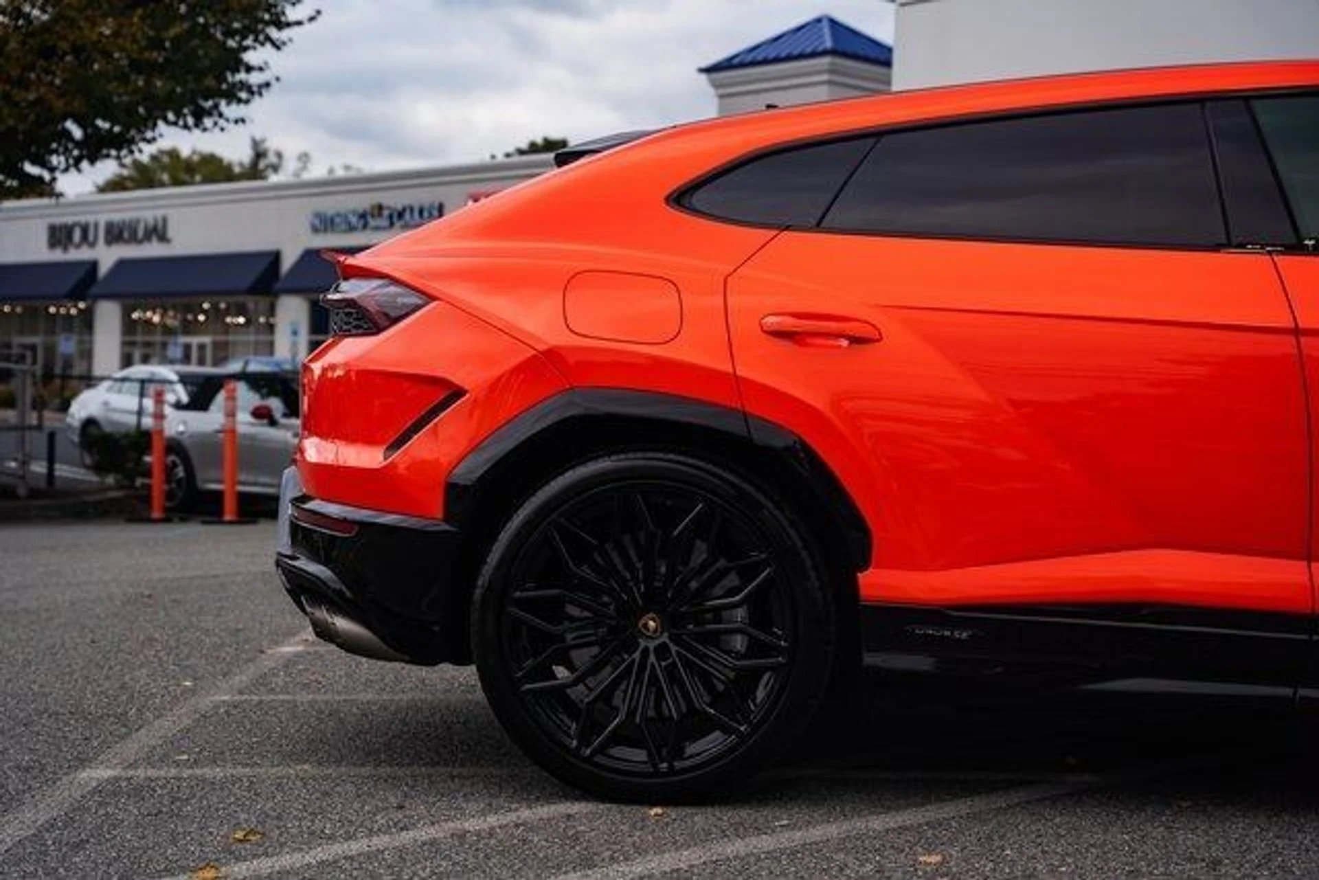 mph021_3893916888_b8c84dcb53d3618fa9d32298fb572102_827161db75