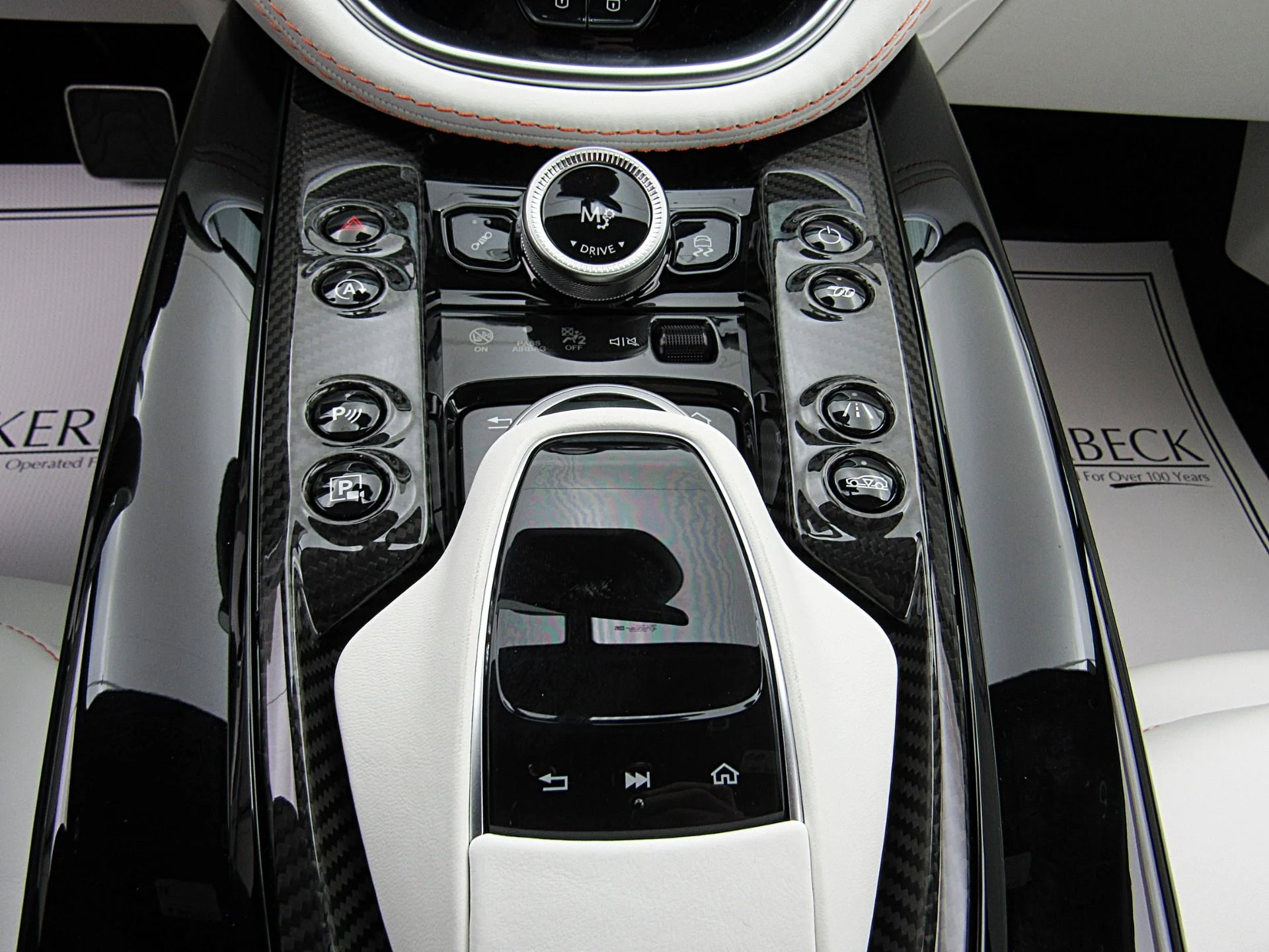 mph021_3896204859_Used_2023_Aston_Martin_DBX_707_cebc9fa4cb