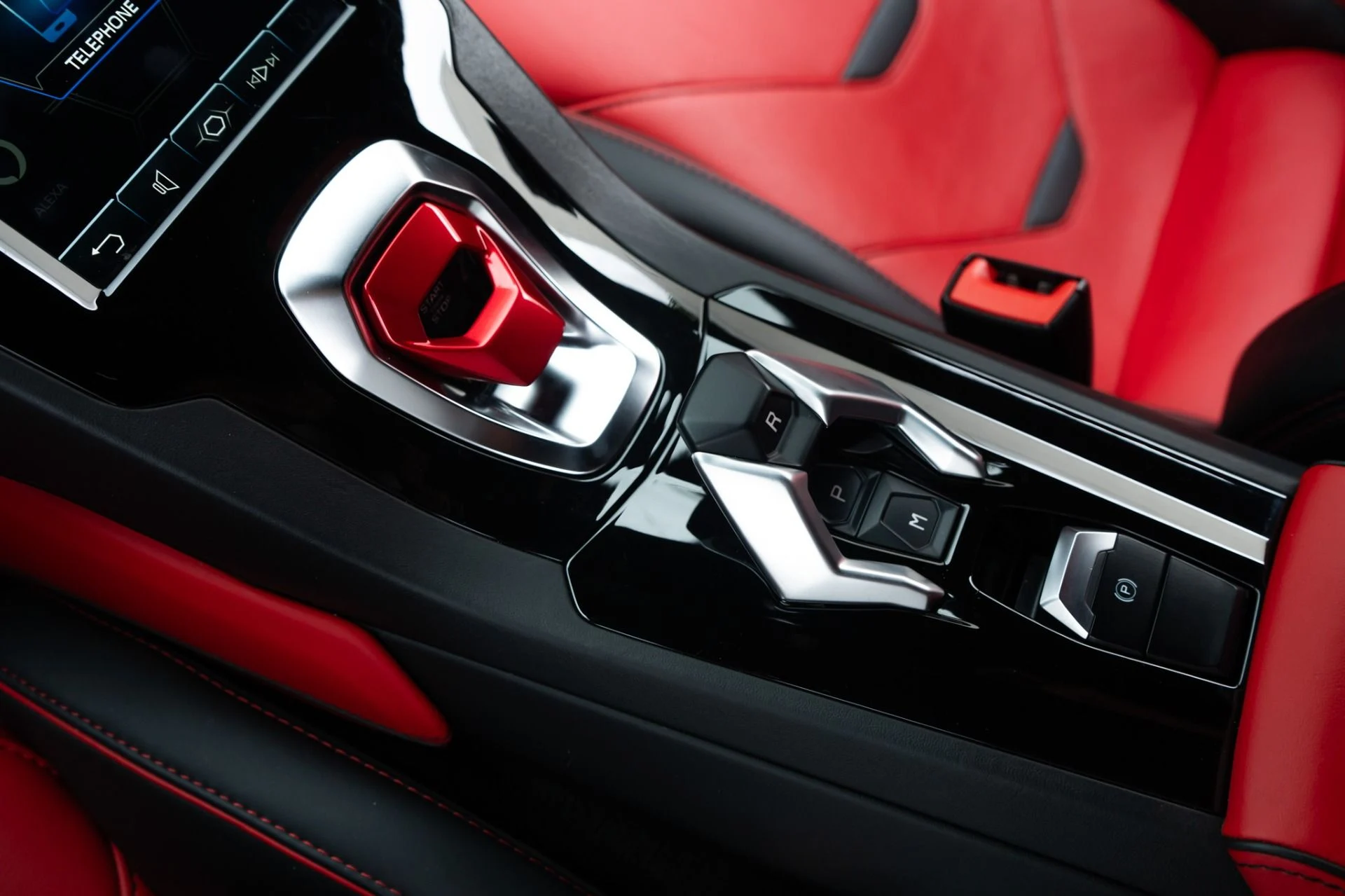 mph021_3904297205_Used_2021_Lamborghini_Huracan_EVO_1778012015_0872aa36c0