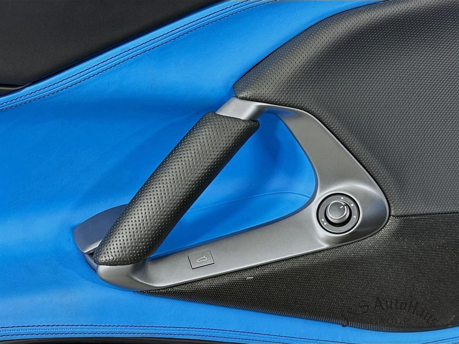 mph021_3907454167_ykv4tl3aafqdowz3hei28i5chhul_532f86babe