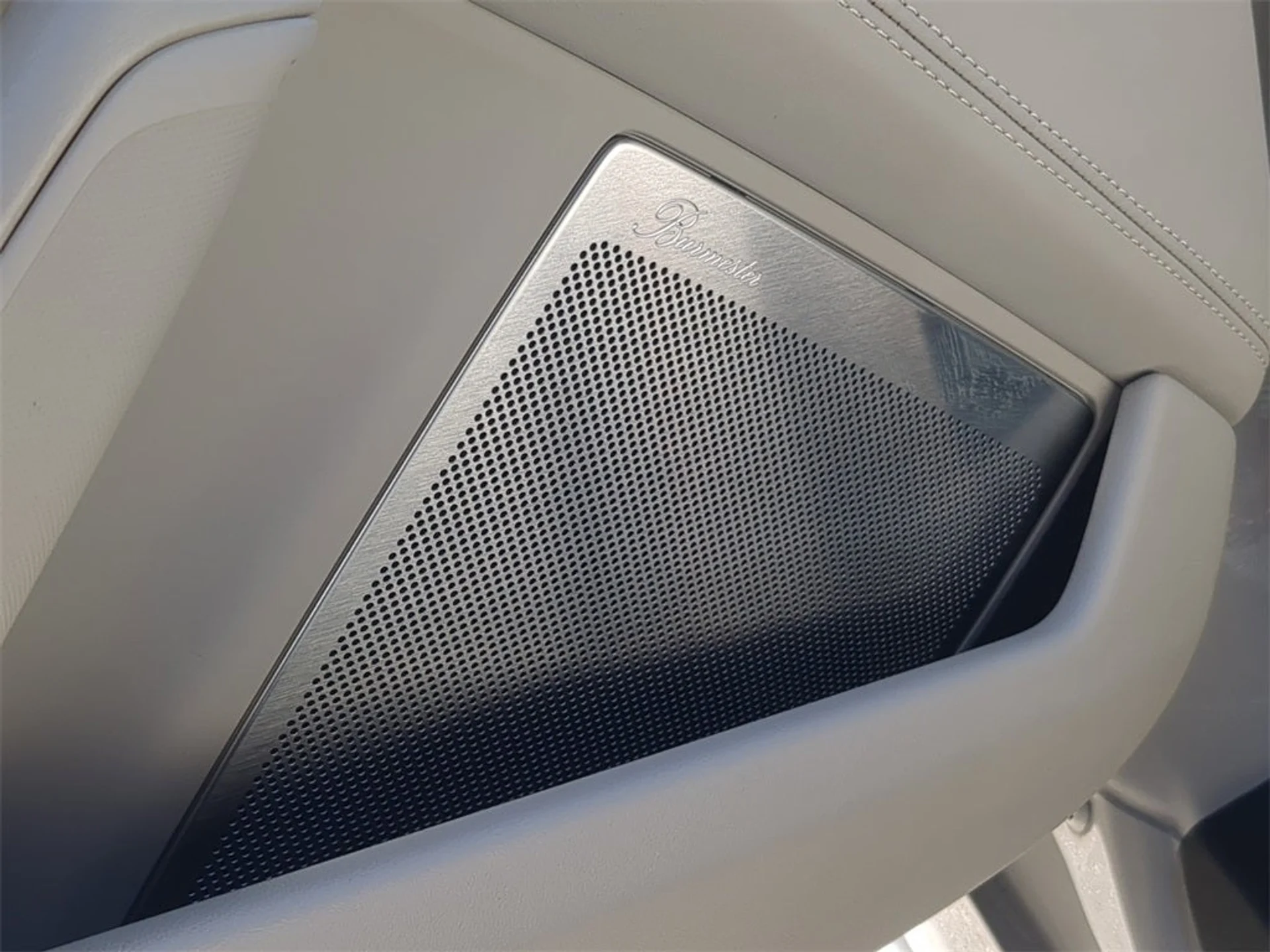 mph021_3931014911_22_a9e1bd8d70