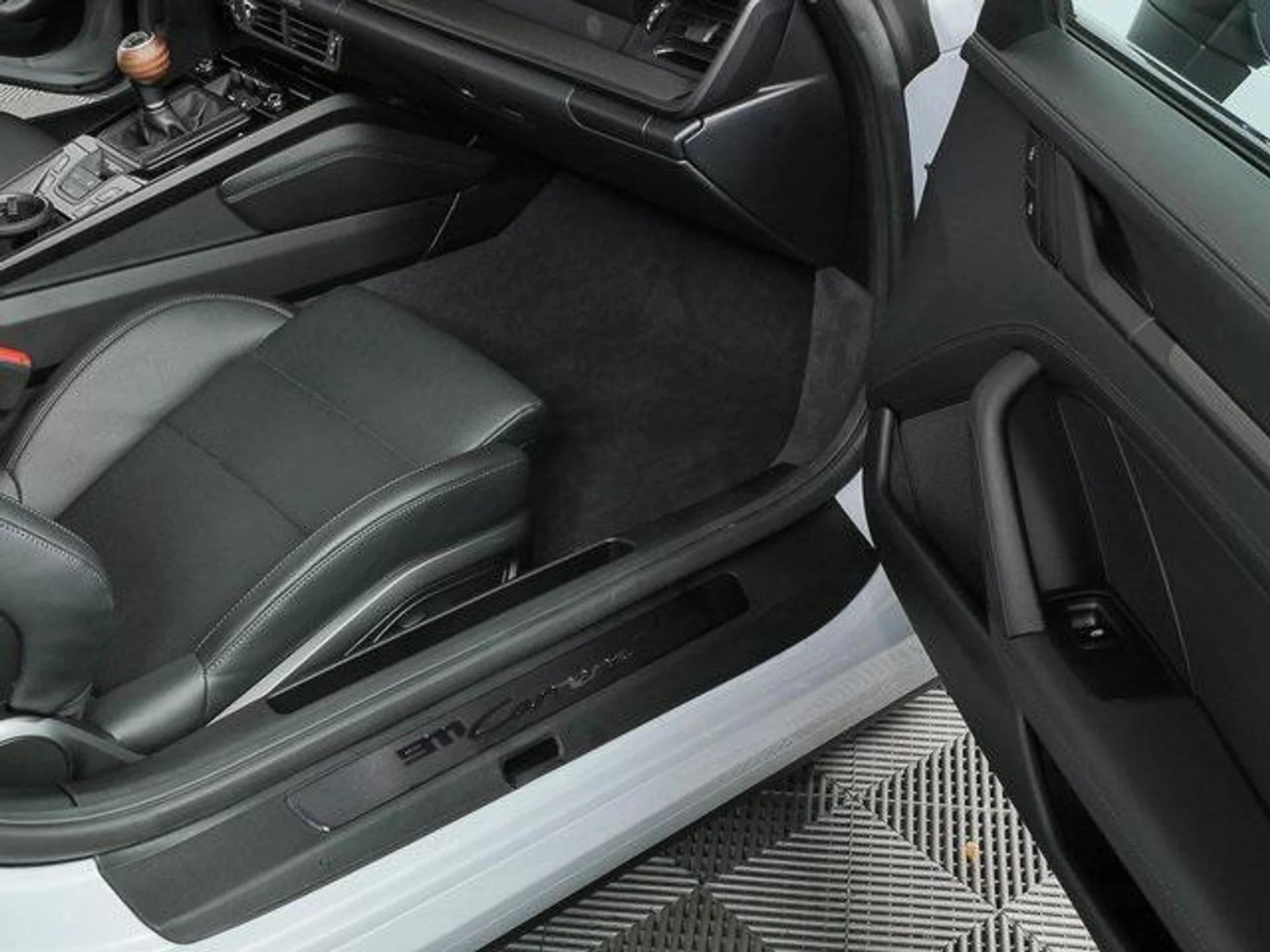 mph021_3937062041_cdv30bnomw_H0_Qo3_n_NH_5r8dq_NE_b390286890