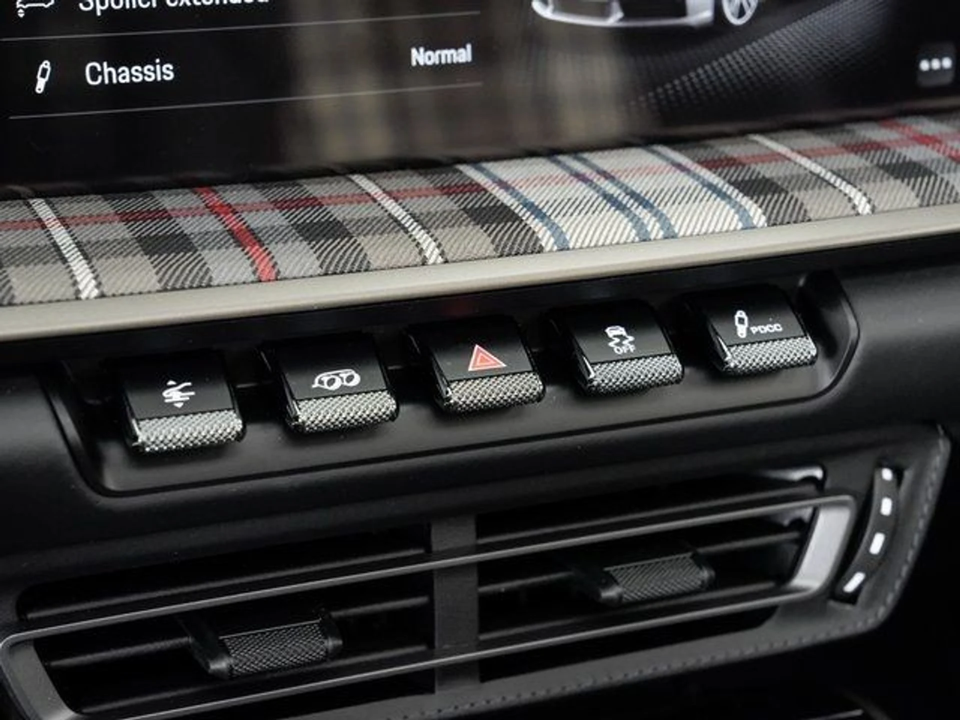 mph021_3941541592_e7727f0a2bfa4ab55977913a5a5f24b9_1d5bead4d1