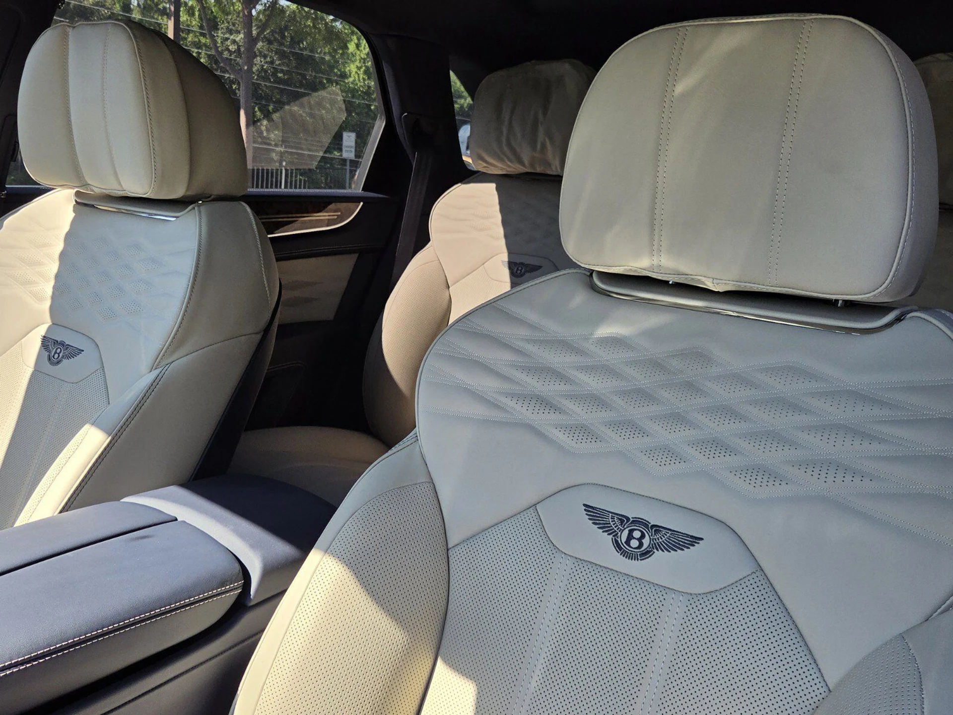mph021_3945335999_025152c7ddc14545420139ec25fd384ex_bdf2e87068