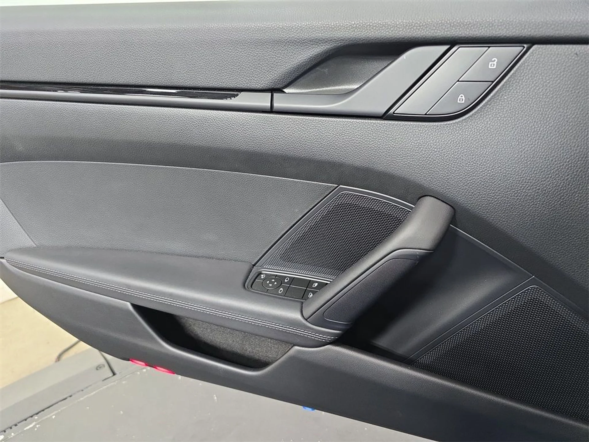 mph021_3947827770_c4db8c7a90cc00714df5366c67dca7d0_e6b19260b4